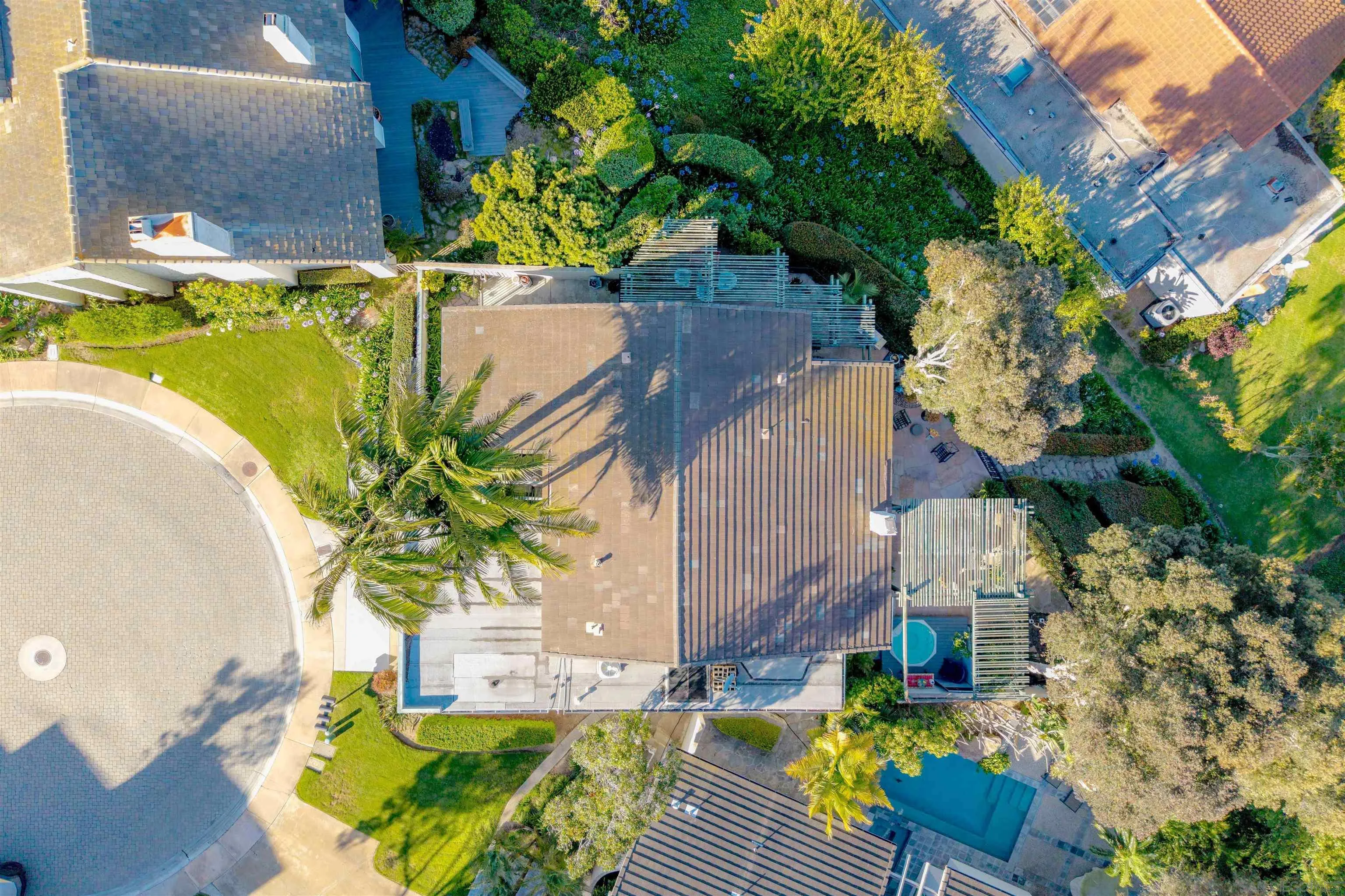 https://cdn.realtyfeed.com/cdn/127/260013628/fe0c4934078be04f27f7c5c38ea019d7.webp
