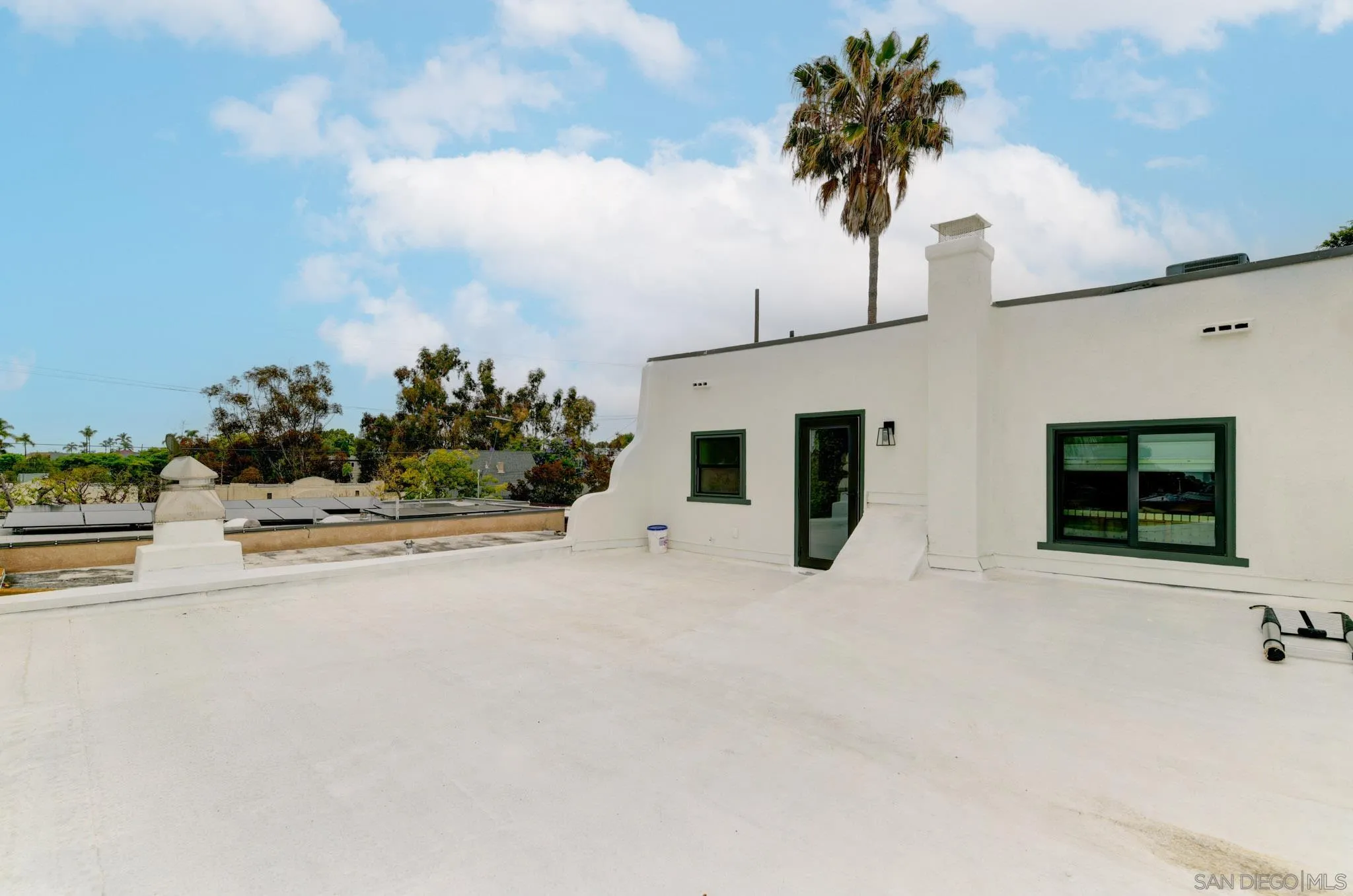 https://cdn.realtyfeed.com/cdn/127/260013630/34da537515cd12d444eb105fa258ca2e.webp
