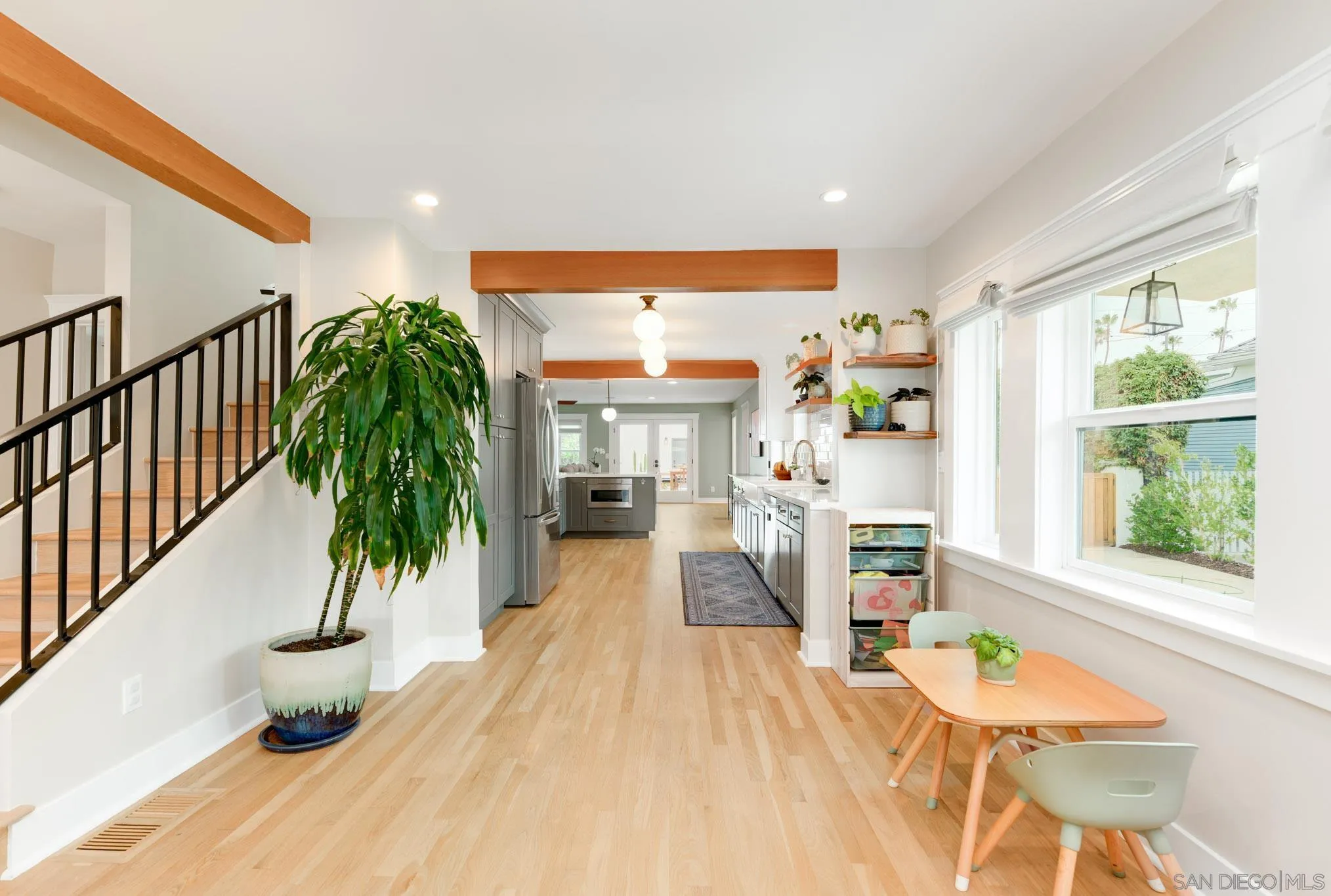 https://cdn.realtyfeed.com/cdn/127/260013630/381bb511436f10c8e455be498684b2e1.webp