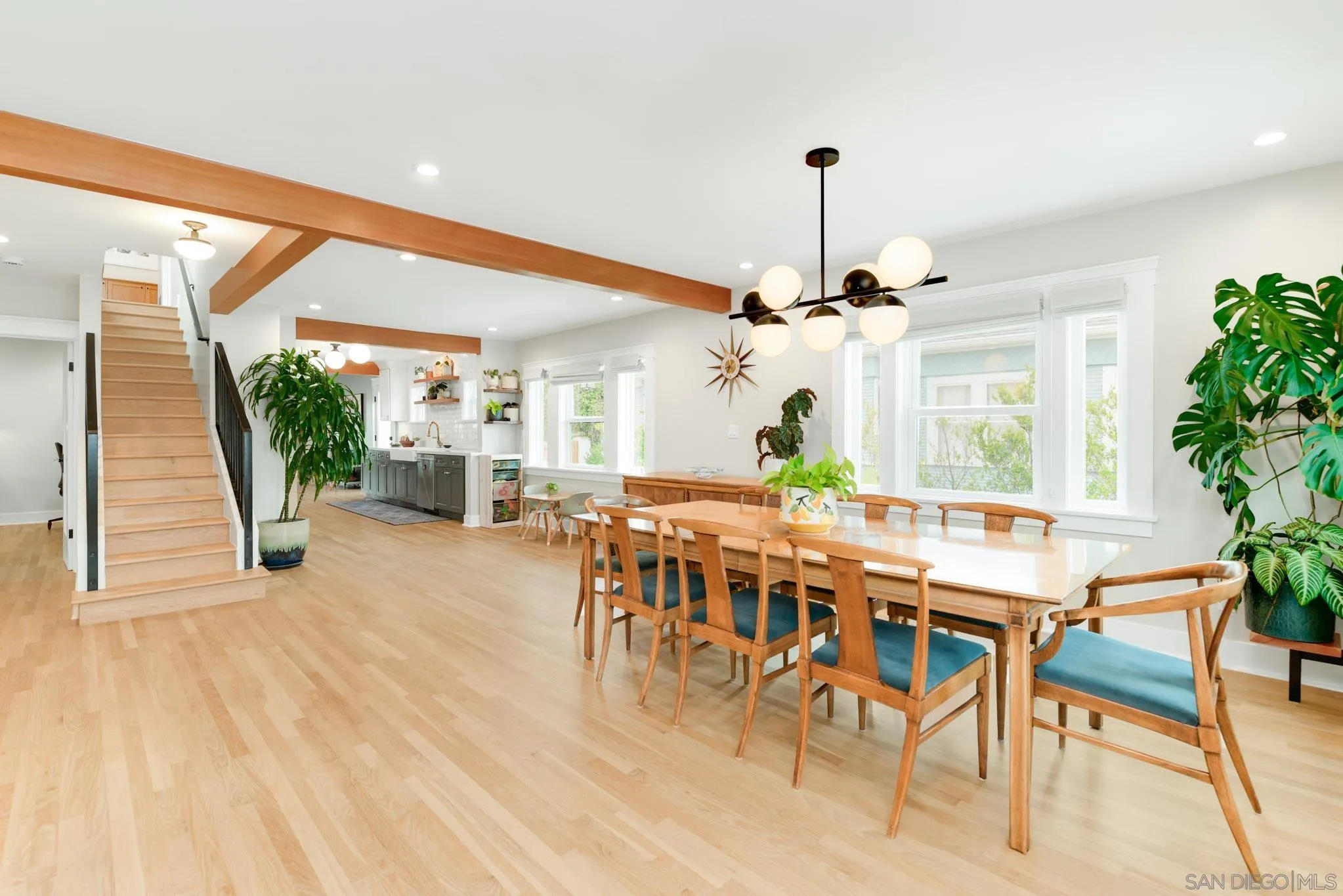 https://cdn.realtyfeed.com/cdn/127/260013630/3e76fe1879688fe8a373861a81f5731b.webp