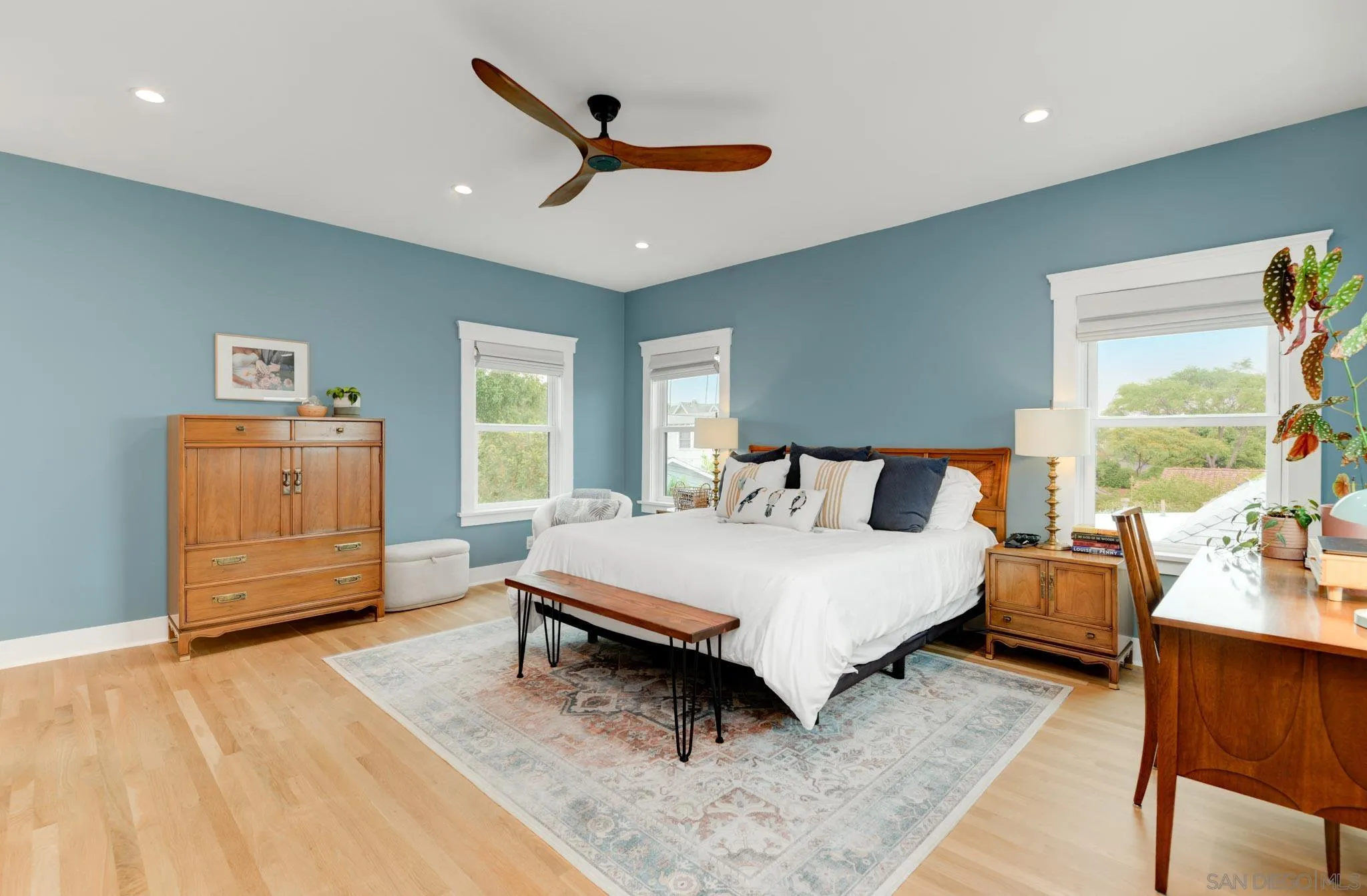 https://cdn.realtyfeed.com/cdn/127/260013630/46e011eb436c0fa97aef94ebdb334757.webp