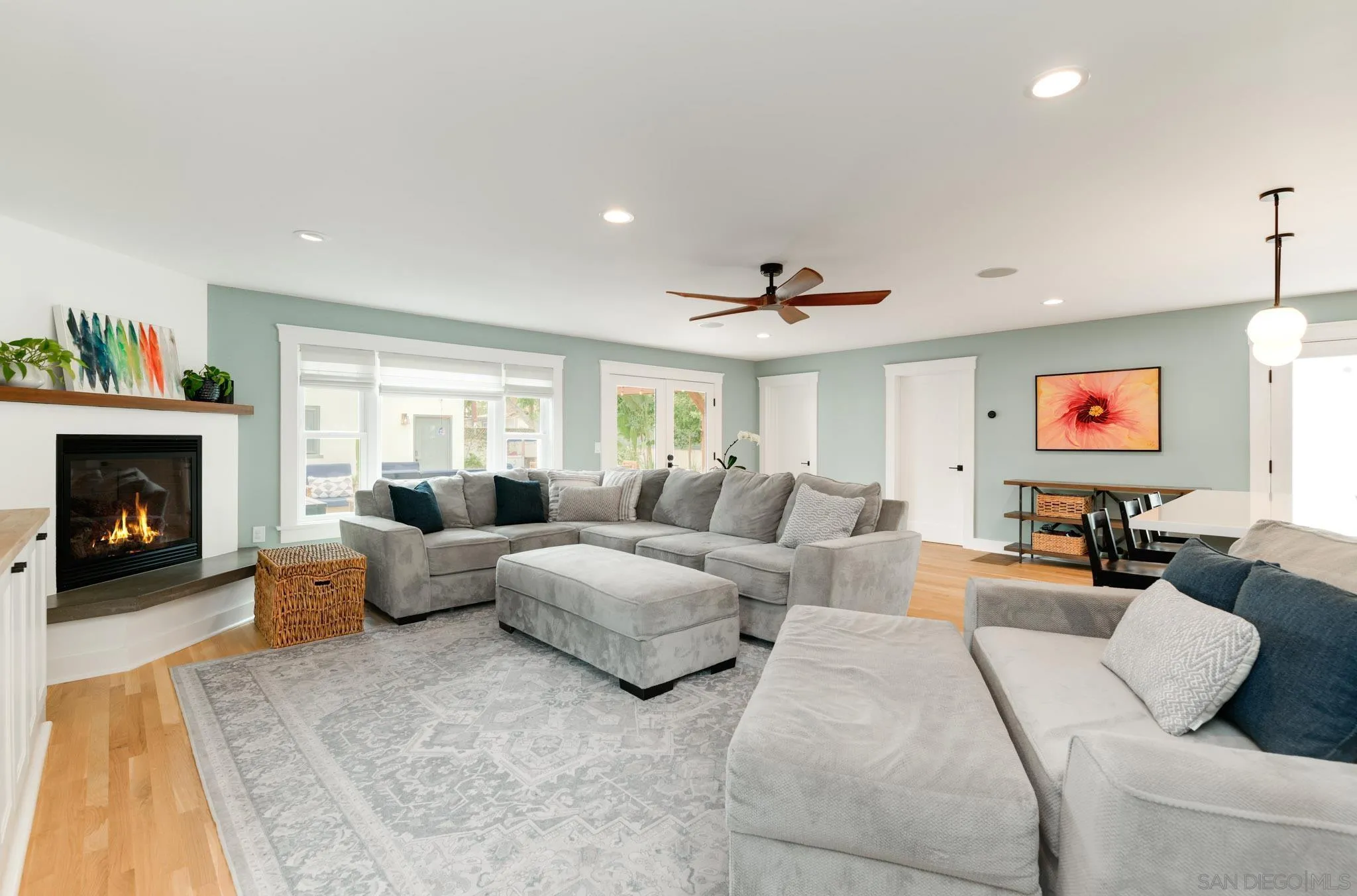 https://cdn.realtyfeed.com/cdn/127/260013630/ee552e50ecd8a657b0fb96e176244806.webp