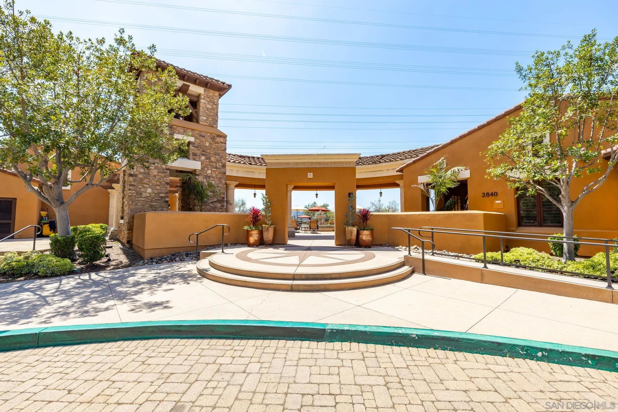 https://cdn.realtyfeed.com/cdn/127/260013631/1abcac249be175b836eae4475b258c11.webp