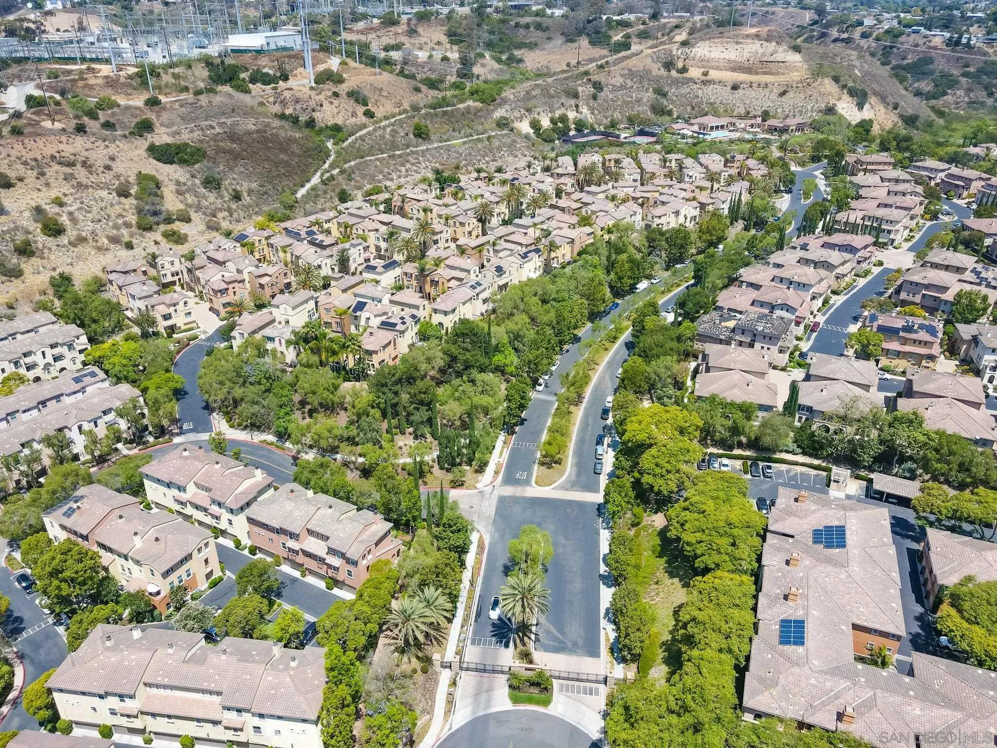 https://cdn.realtyfeed.com/cdn/127/260013631/32f4131840988bbffcca843ead4dbaa7.webp