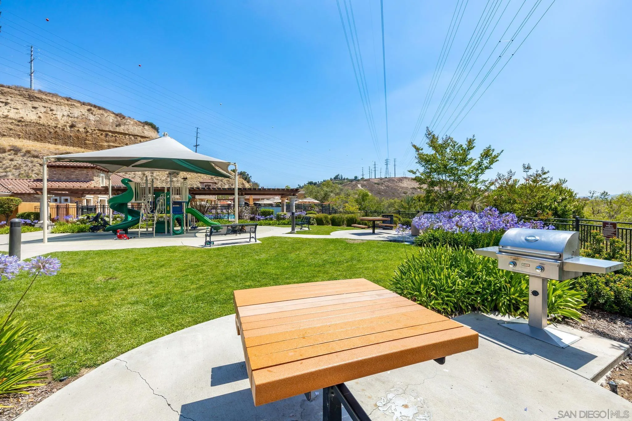 https://cdn.realtyfeed.com/cdn/127/260013631/e9483b4c2c8880071aefef5a5dfaa65d.webp