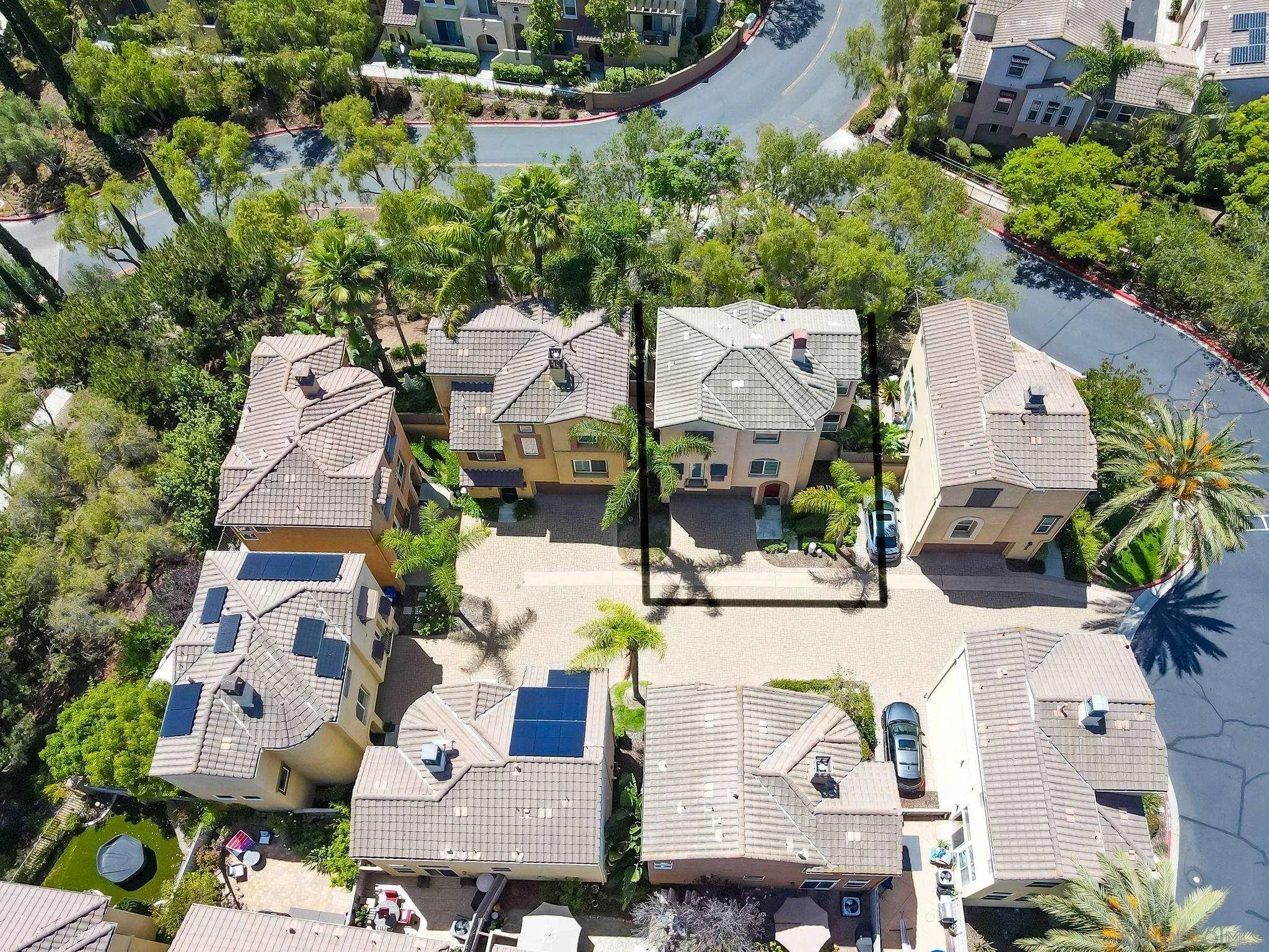 https://cdn.realtyfeed.com/cdn/127/260013631/e95125312e30b9b421b866a1f45bccbe.webp