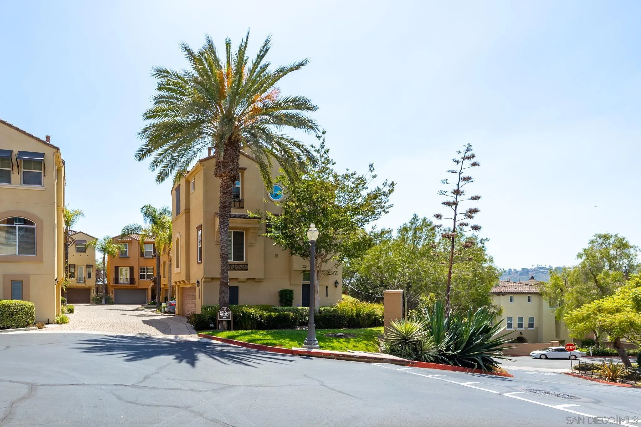 https://cdn.realtyfeed.com/cdn/127/260013631/e9780eb769dbc41f74323cd8f85b3f77.webp
