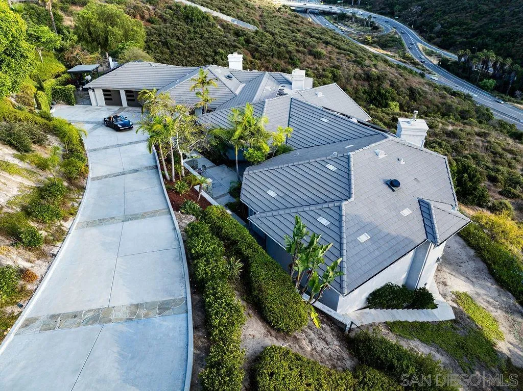 https://cdn.realtyfeed.com/cdn/127/260013633/484c3ce91dd39a6b4f67d36080341403.webp