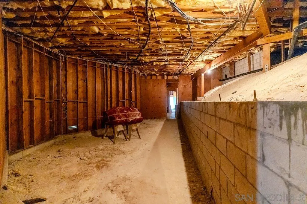 https://cdn.realtyfeed.com/cdn/127/260013633/82751057189bbf49a8835951ecb5b596.webp