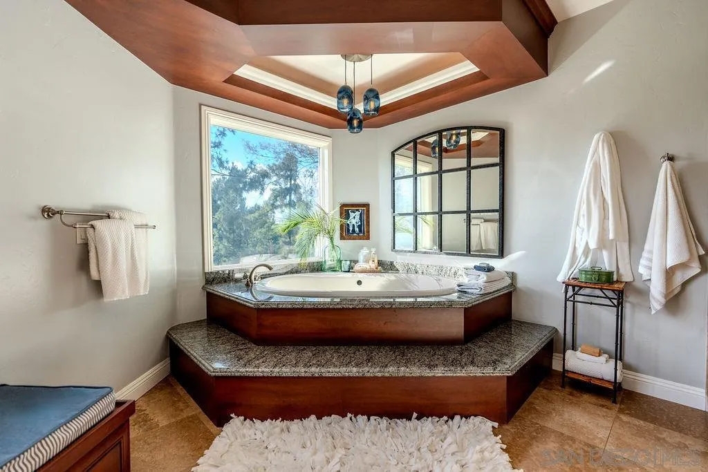https://cdn.realtyfeed.com/cdn/127/260013633/8e5fcd194b234dabc406c234fef33563.webp