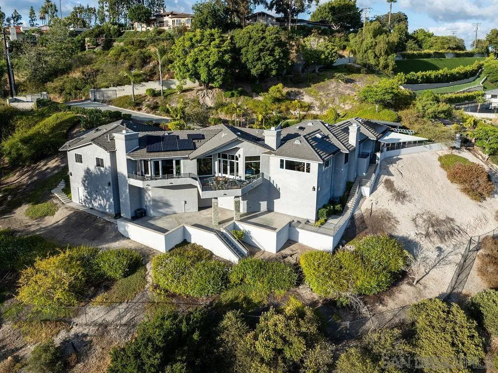 https://cdn.realtyfeed.com/cdn/127/260013633/9697e1f1ba46cbf159db69e3763e2897.webp