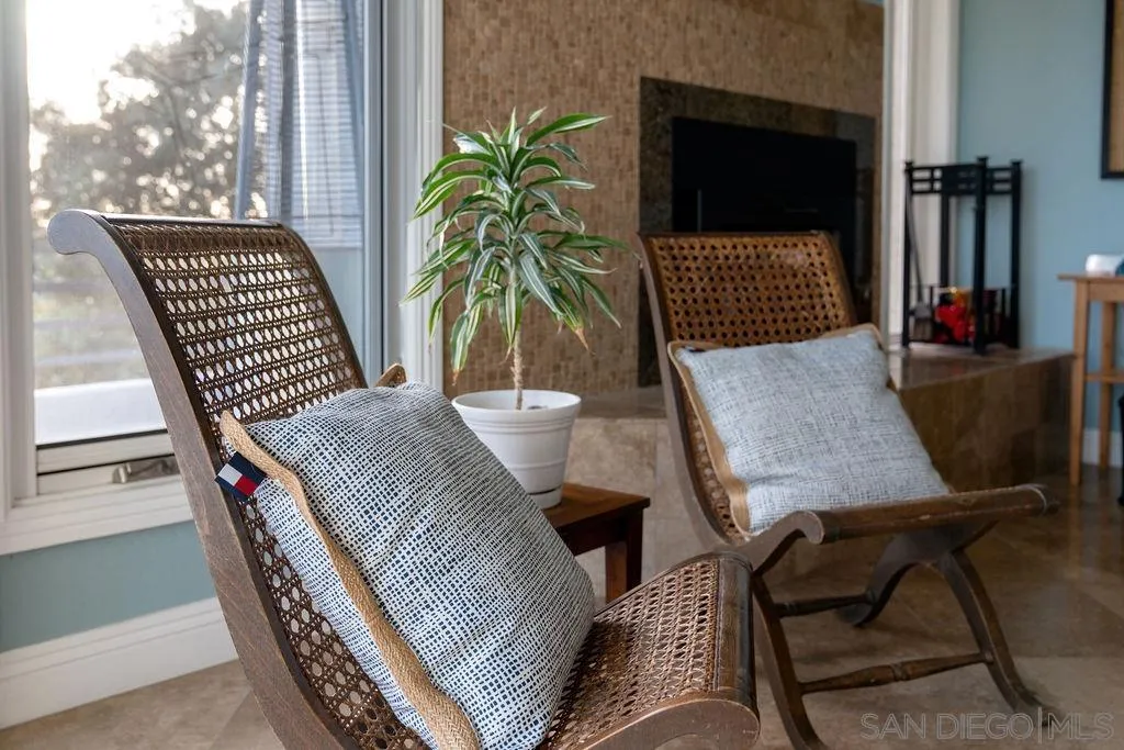 https://cdn.realtyfeed.com/cdn/127/260013633/e932984a823bbcc384240640ac09d32a.webp