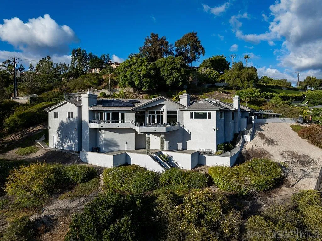https://cdn.realtyfeed.com/cdn/127/260013633/f8f0e638326a57acdff0c4b8ac660c3e.webp