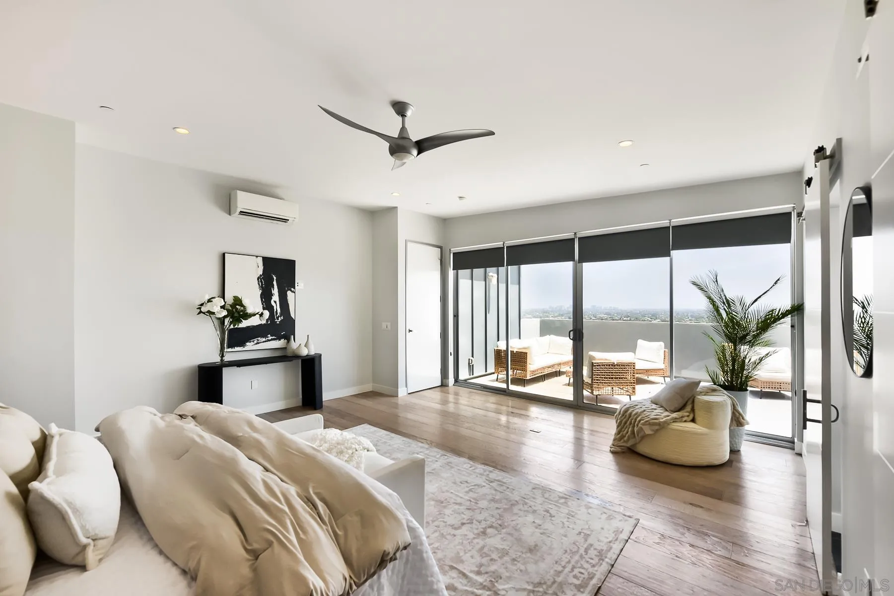 https://cdn.realtyfeed.com/cdn/127/260013634/6854eb6d9bb4c1ce267649da45764d26.webp