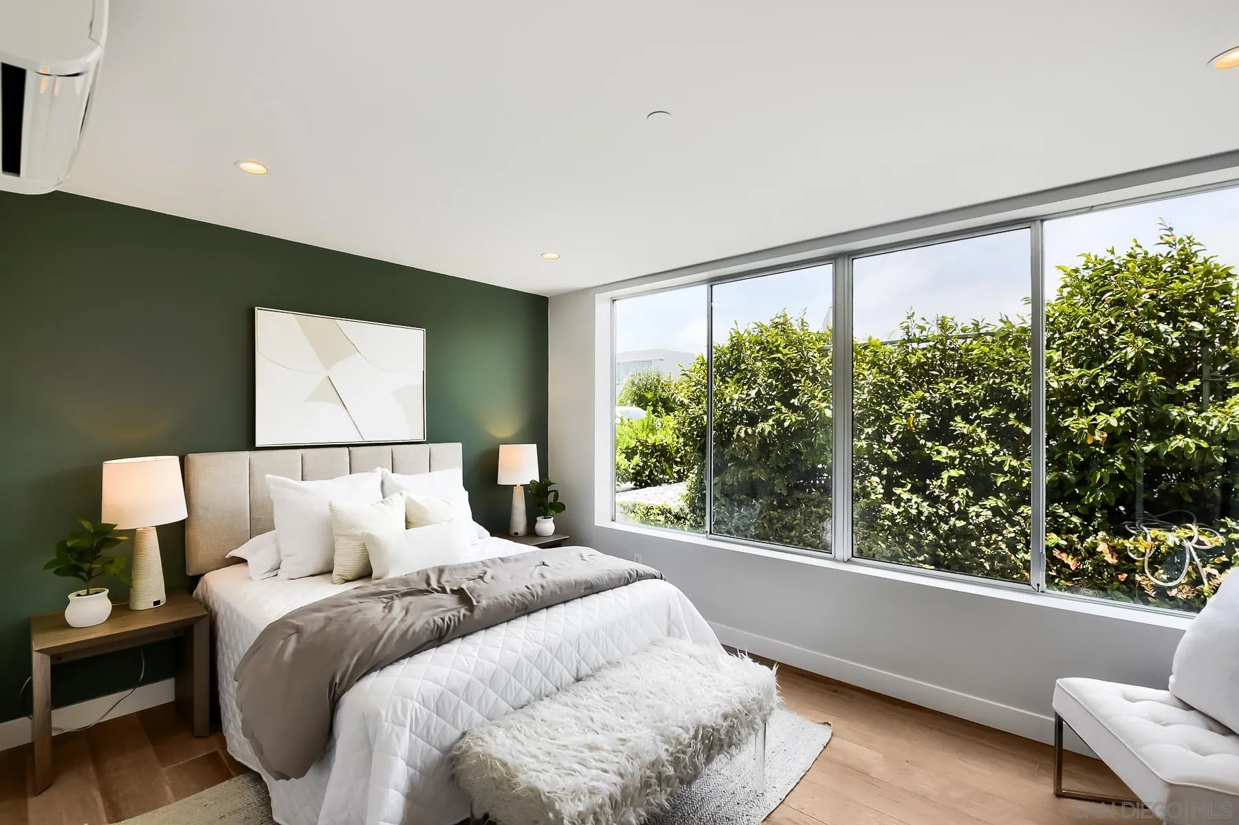 https://cdn.realtyfeed.com/cdn/127/260013634/96de7f5edd91bc45c43008561f45aac3.webp