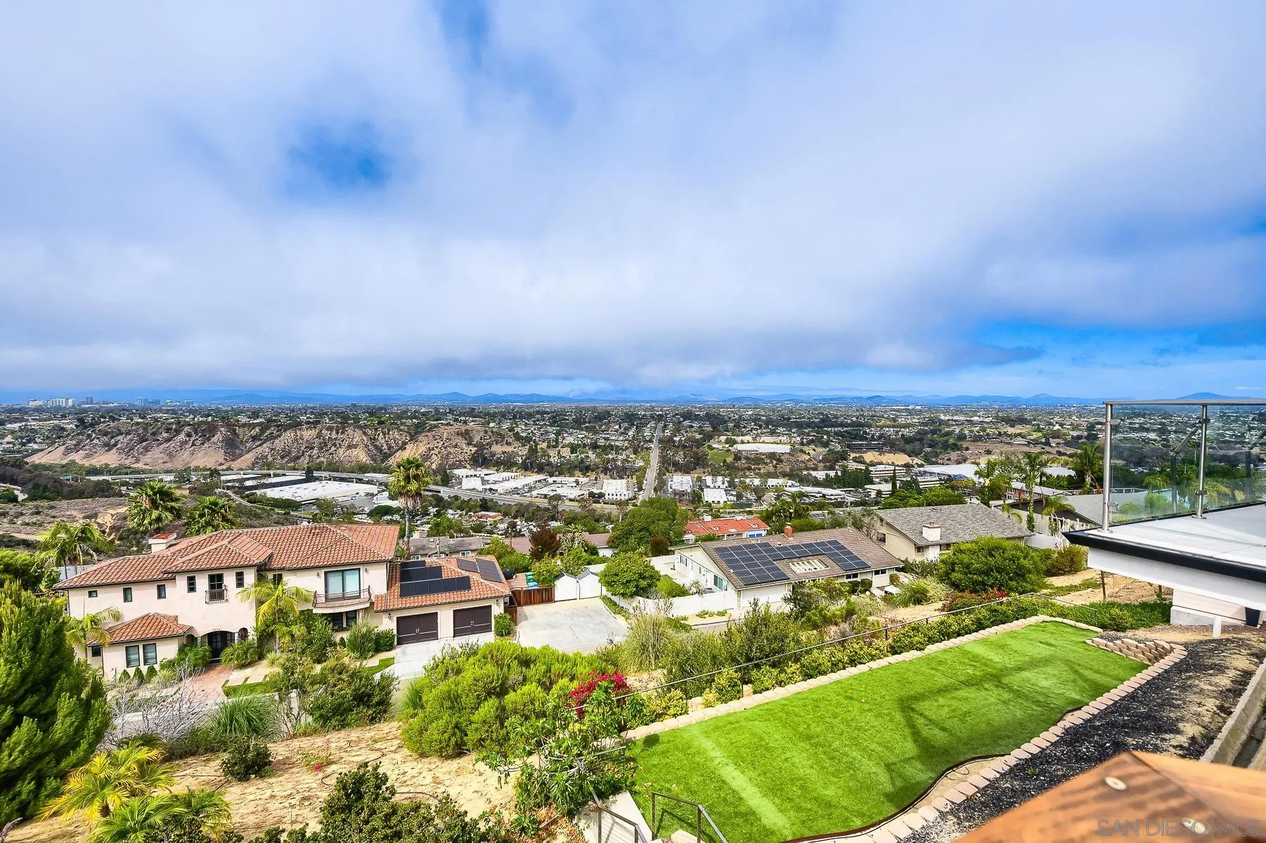 https://cdn.realtyfeed.com/cdn/127/260013634/c96f79034a9c92941cbe6dc6703177ca.webp