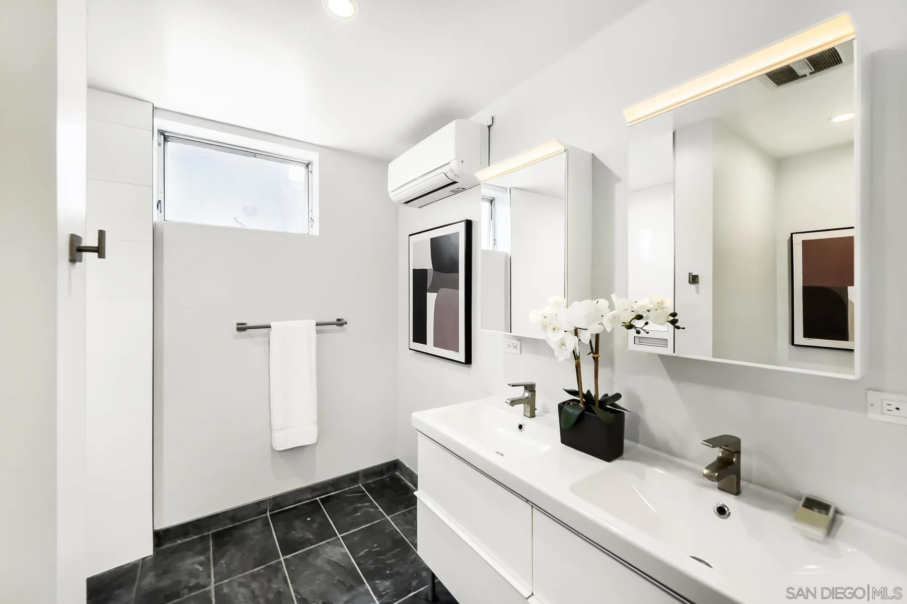 https://cdn.realtyfeed.com/cdn/127/260013634/e34aa7ef179817c9fff5748235324ab4.webp