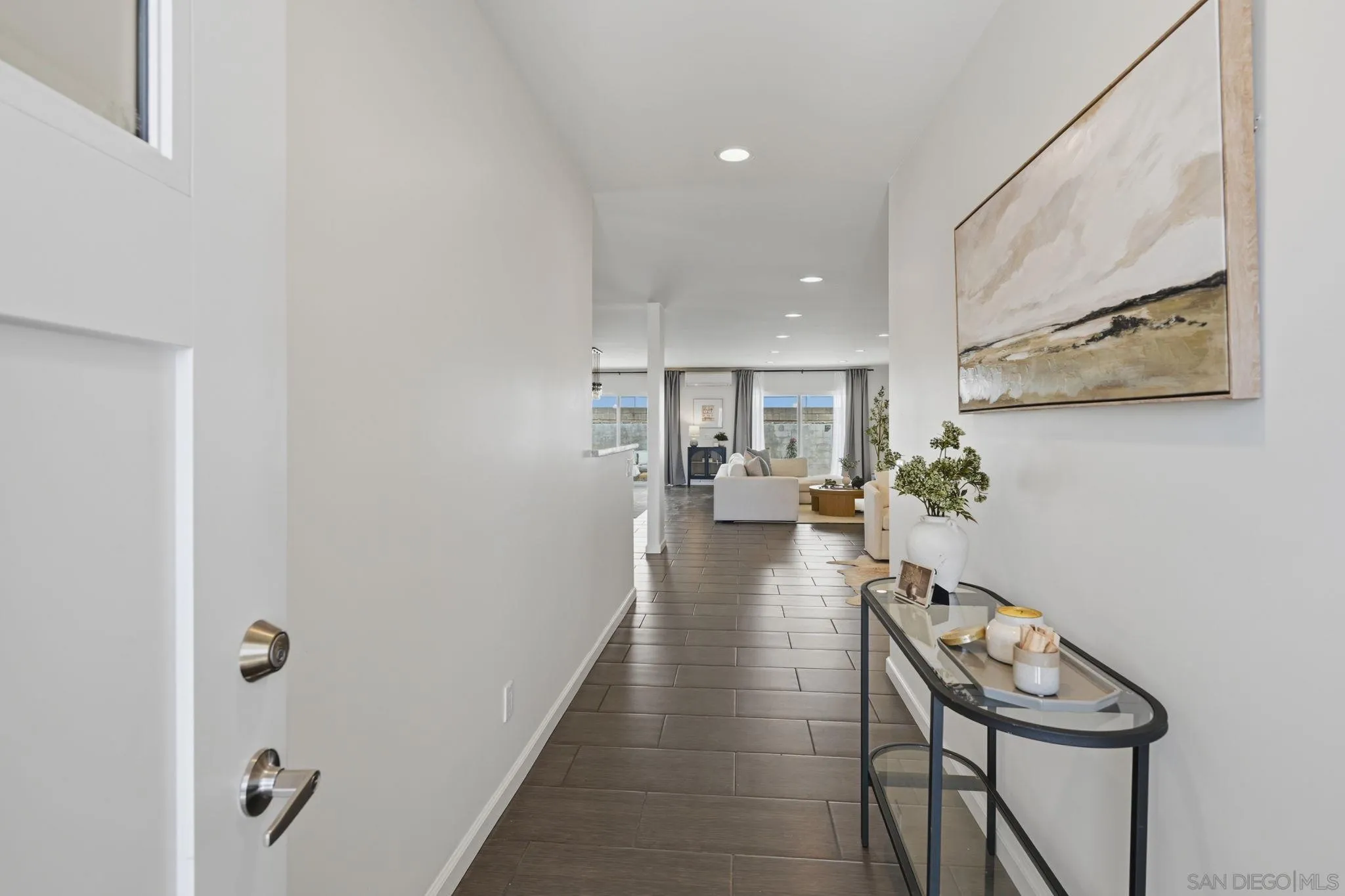 https://cdn.realtyfeed.com/cdn/127/260013636/6123a3b3215c9fe80e69c8124370b02e.webp