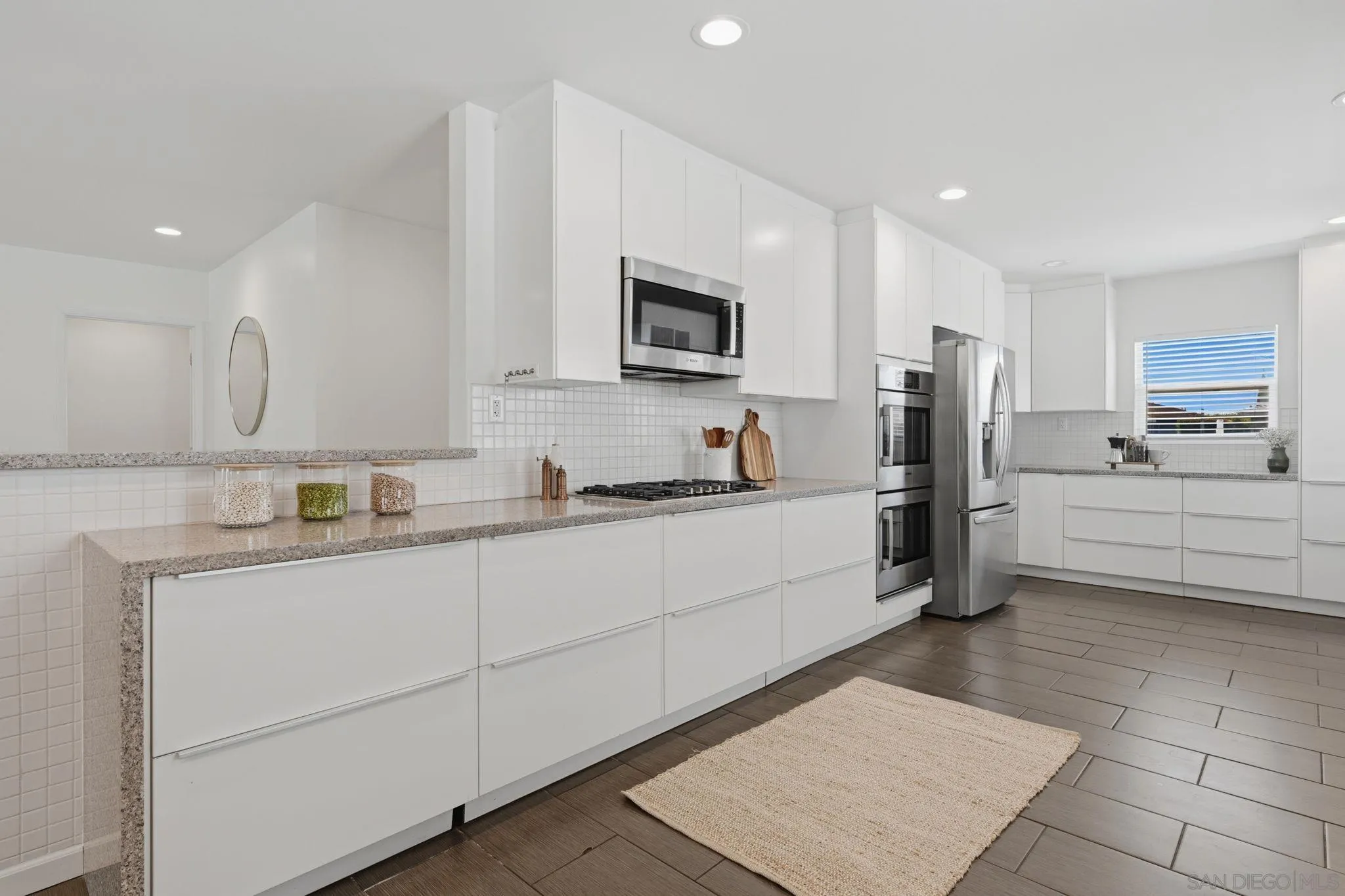 https://cdn.realtyfeed.com/cdn/127/260013636/7d3faab3a33f0baff6c6c438c0c9adec.webp