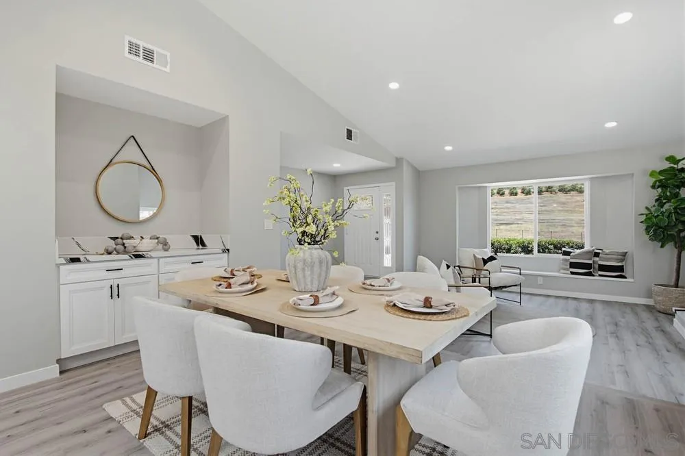 https://cdn.realtyfeed.com/cdn/127/260013640/10f89cfc8b59801c654922763198358c.webp