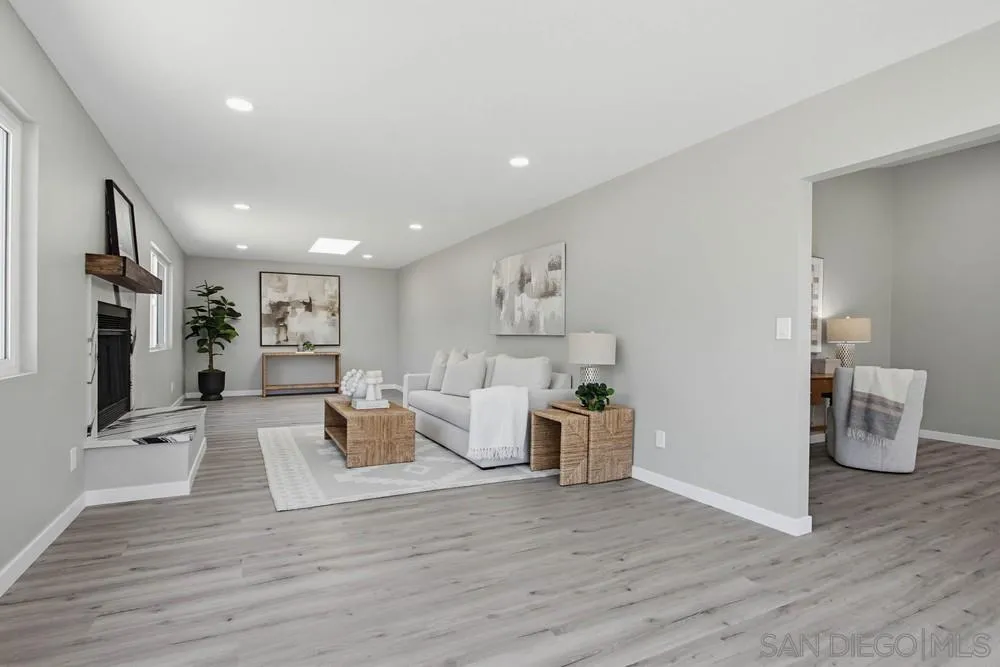 https://cdn.realtyfeed.com/cdn/127/260013640/6ca54be0386aa6ea529f75a72165b05d.webp