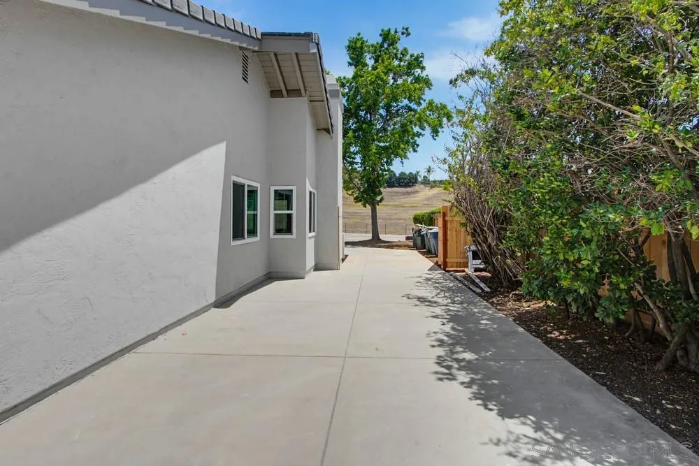 https://cdn.realtyfeed.com/cdn/127/260013640/ae313662c70983a663fa2015fc0ecd48.webp