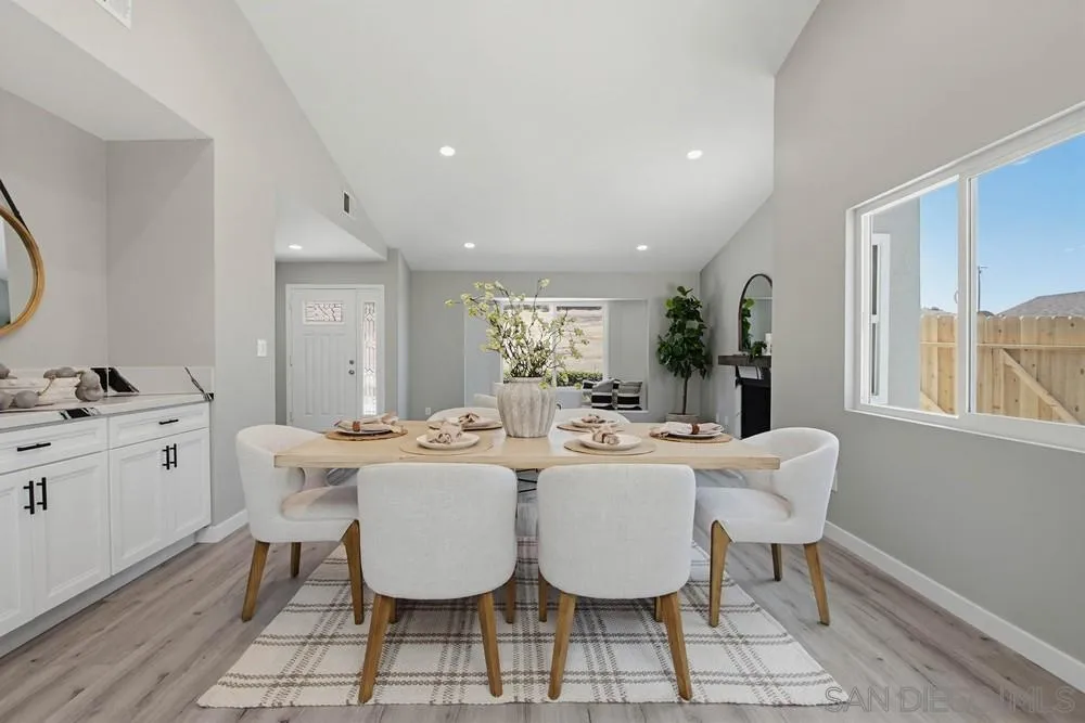 https://cdn.realtyfeed.com/cdn/127/260013640/b976d5b2439ea8cf69589507660fe3e6.webp
