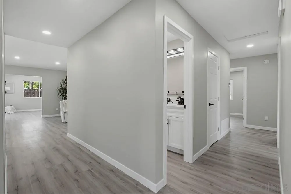 https://cdn.realtyfeed.com/cdn/127/260013640/d6bf205a106bd7eb9e7850a41b9c12e3.webp