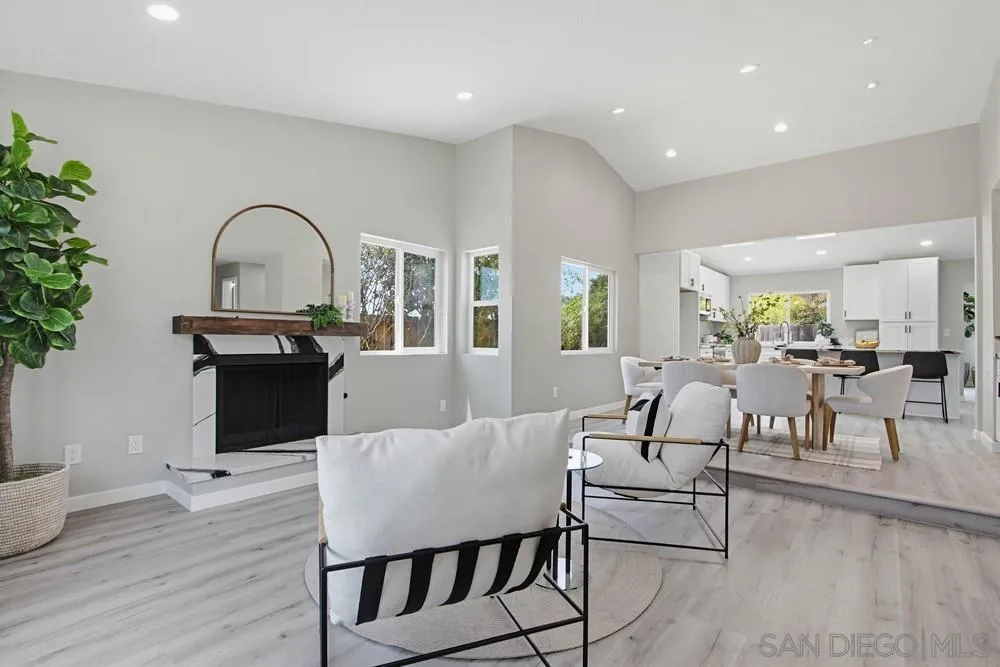 https://cdn.realtyfeed.com/cdn/127/260013640/dd1c307963c32d4a6650ad4b5f556a48.webp
