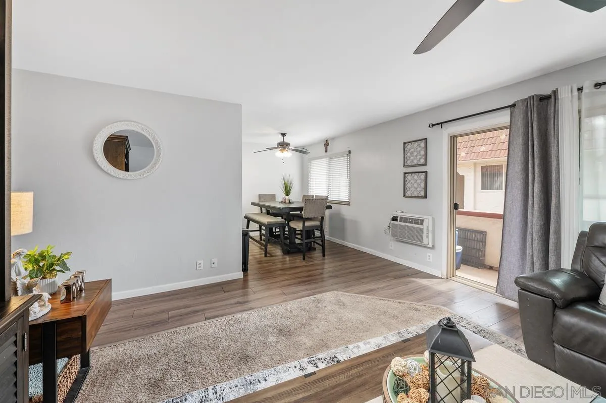 Photo #8: 260013647 Listing: Photo #8
