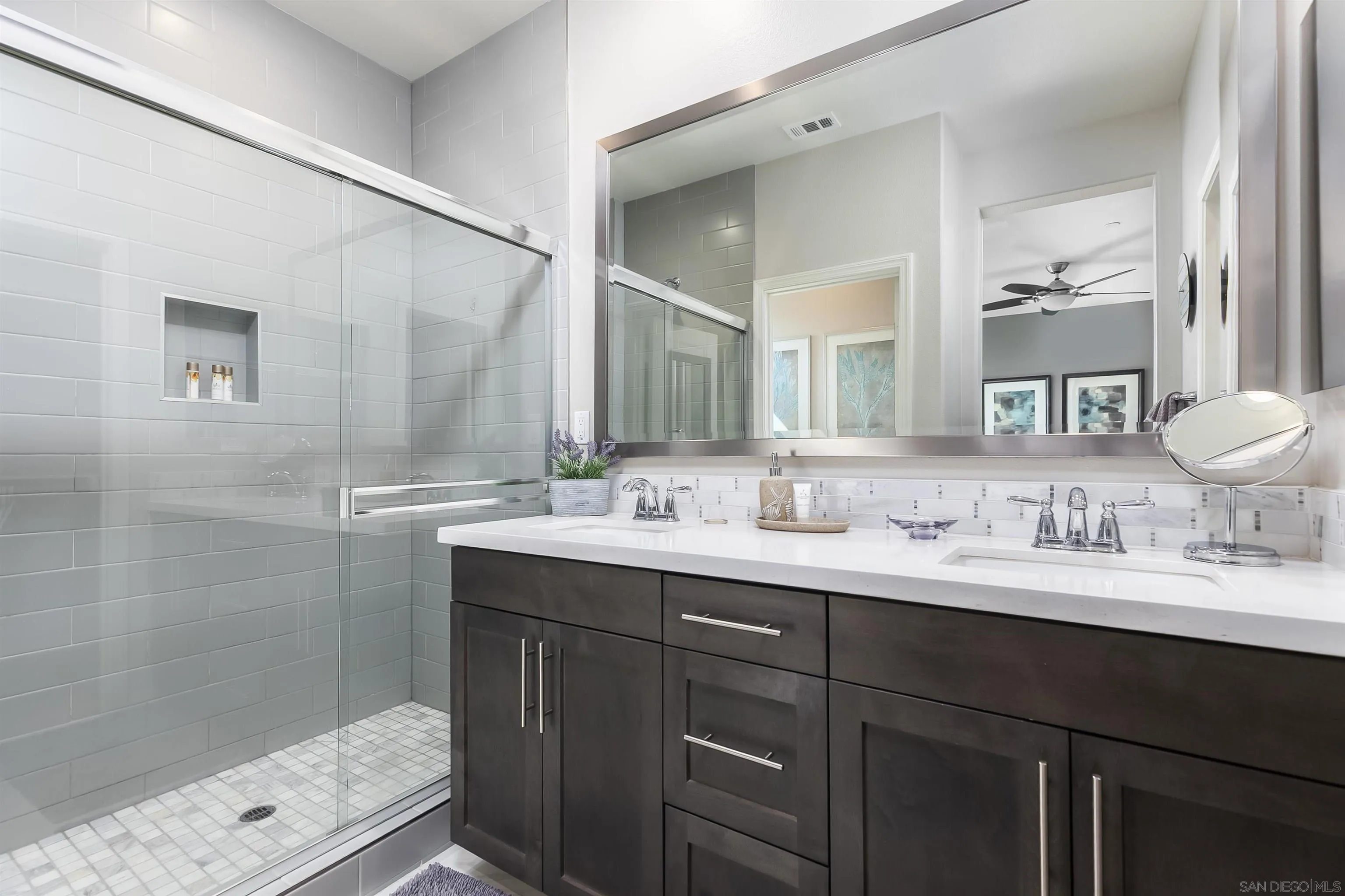 Photo #17: 260013648 Listing: Photo #17