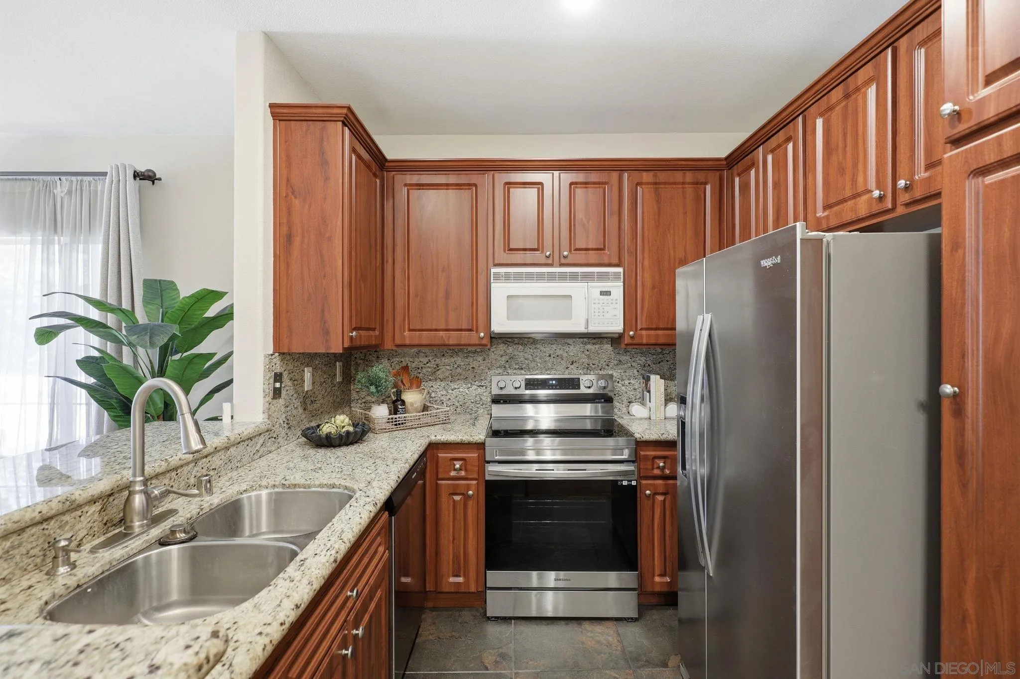 Photo #13: 260013650 Listing: Photo #13