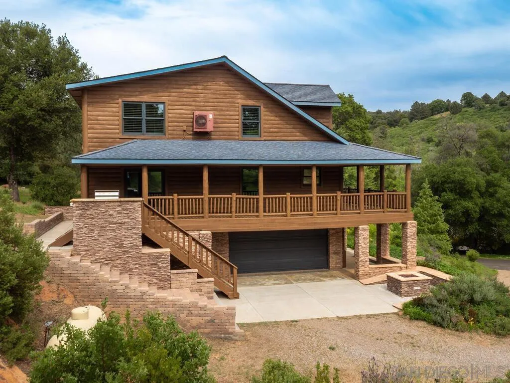 https://cdn.realtyfeed.com/cdn/127/260013651/734ee9753ffdfcc12ce369b73a83126e.webp
