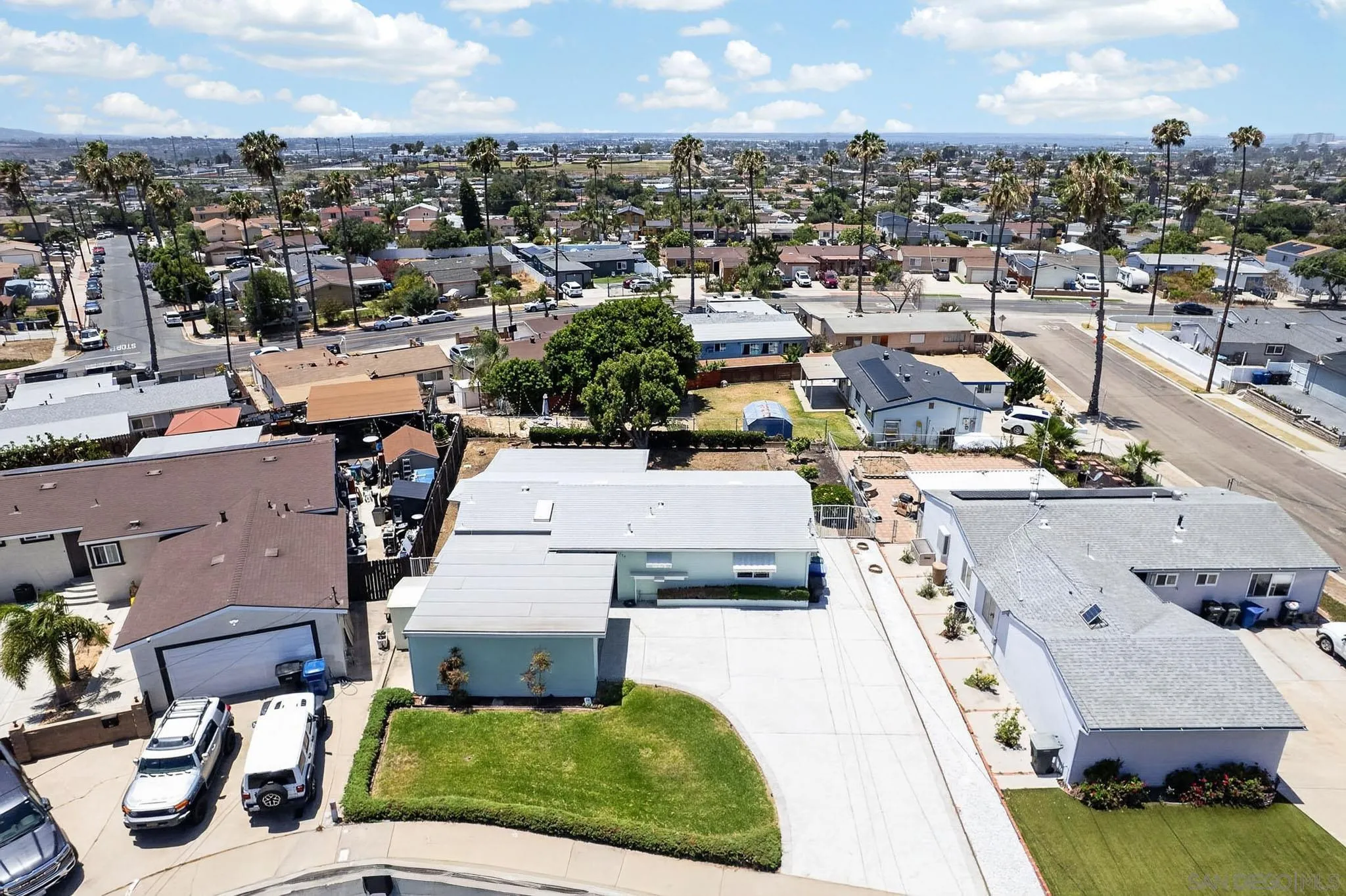 https://cdn.realtyfeed.com/cdn/127/260013653/42beec8d21fad18f00d51f789da65675.webp
