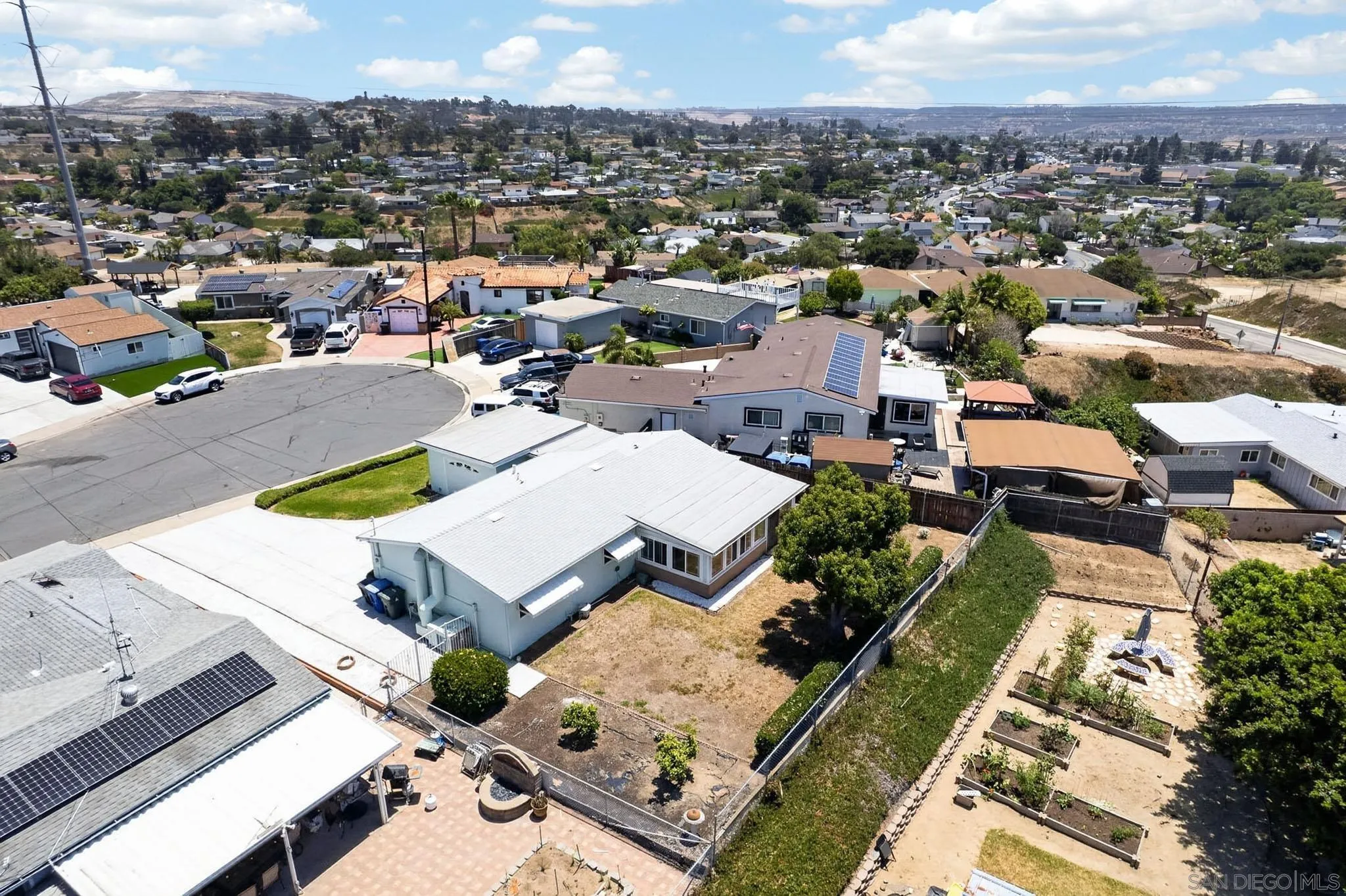 https://cdn.realtyfeed.com/cdn/127/260013653/57b02c6a502d3646680fe5d3ac8c3fac.webp