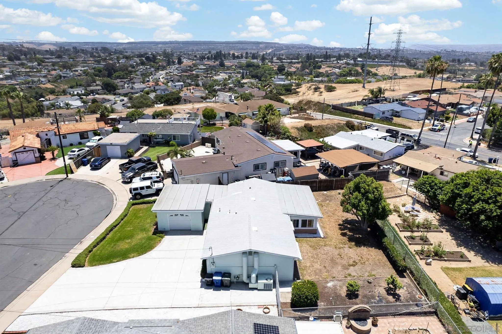 https://cdn.realtyfeed.com/cdn/127/260013653/81b0159a678428c78d089a6b7ba09e83.webp