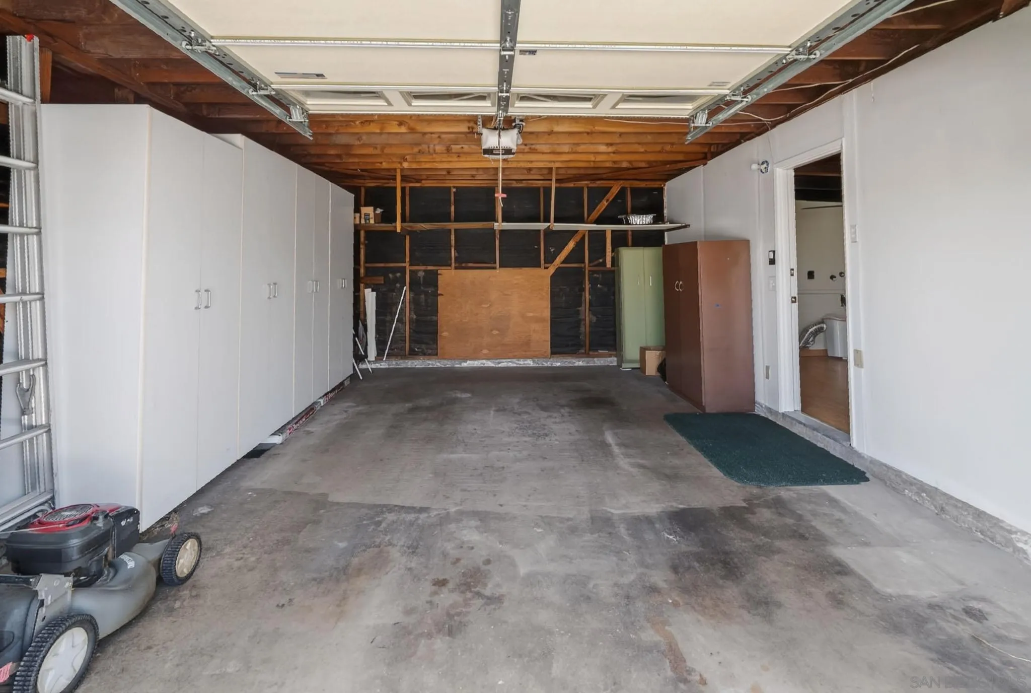 https://cdn.realtyfeed.com/cdn/127/260013653/9d19de4497d3e84455a94abae344371c.webp