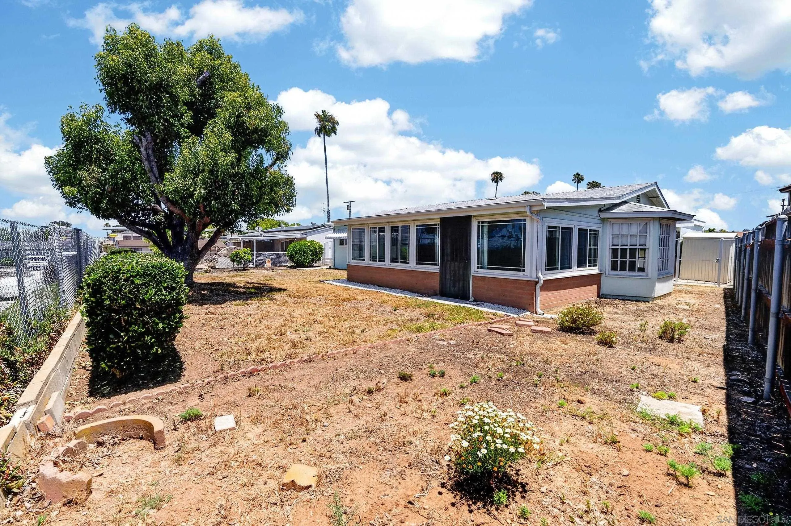 https://cdn.realtyfeed.com/cdn/127/260013653/d55ef8e7cb29323c44ba16019025e052.webp