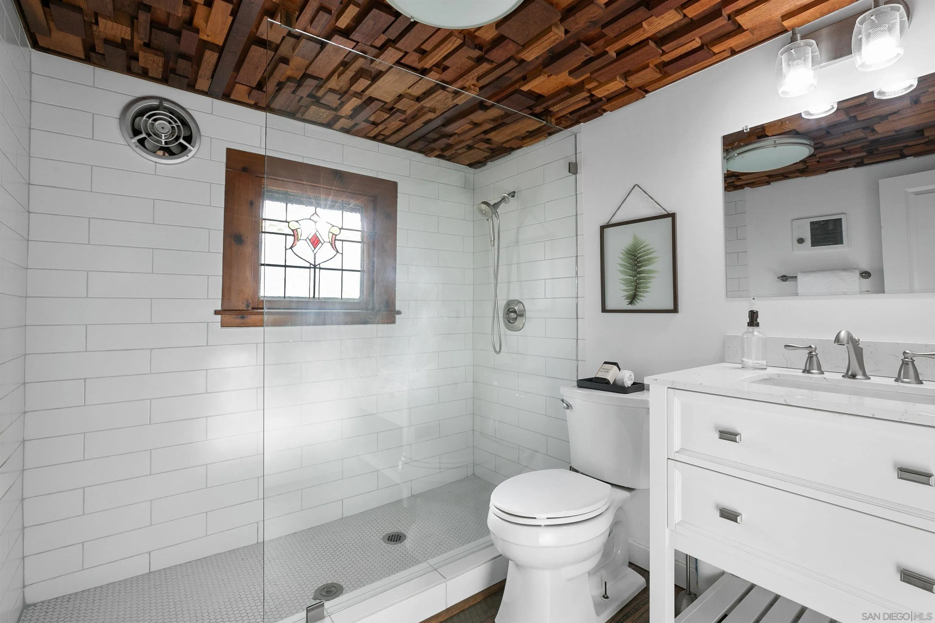 https://cdn.realtyfeed.com/cdn/127/260013660/2cb60de1c60601c4a5bee532e52536ed.webp