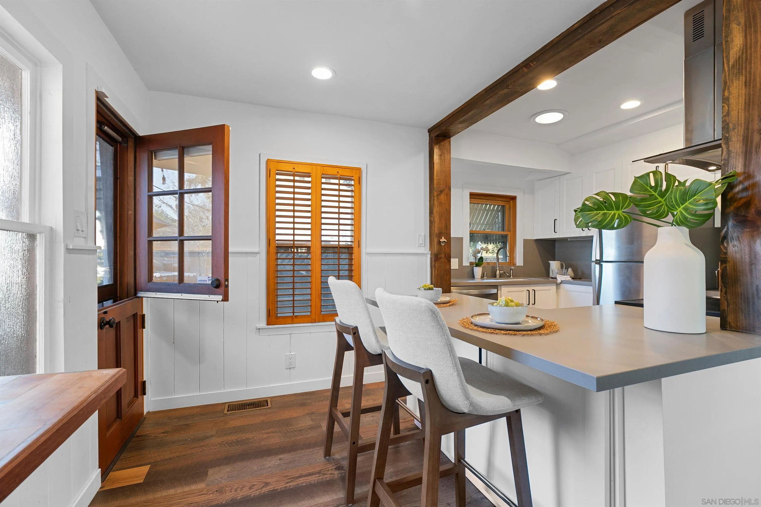 https://cdn.realtyfeed.com/cdn/127/260013660/4f200878c01bc5e4511057e4c89026ce.webp