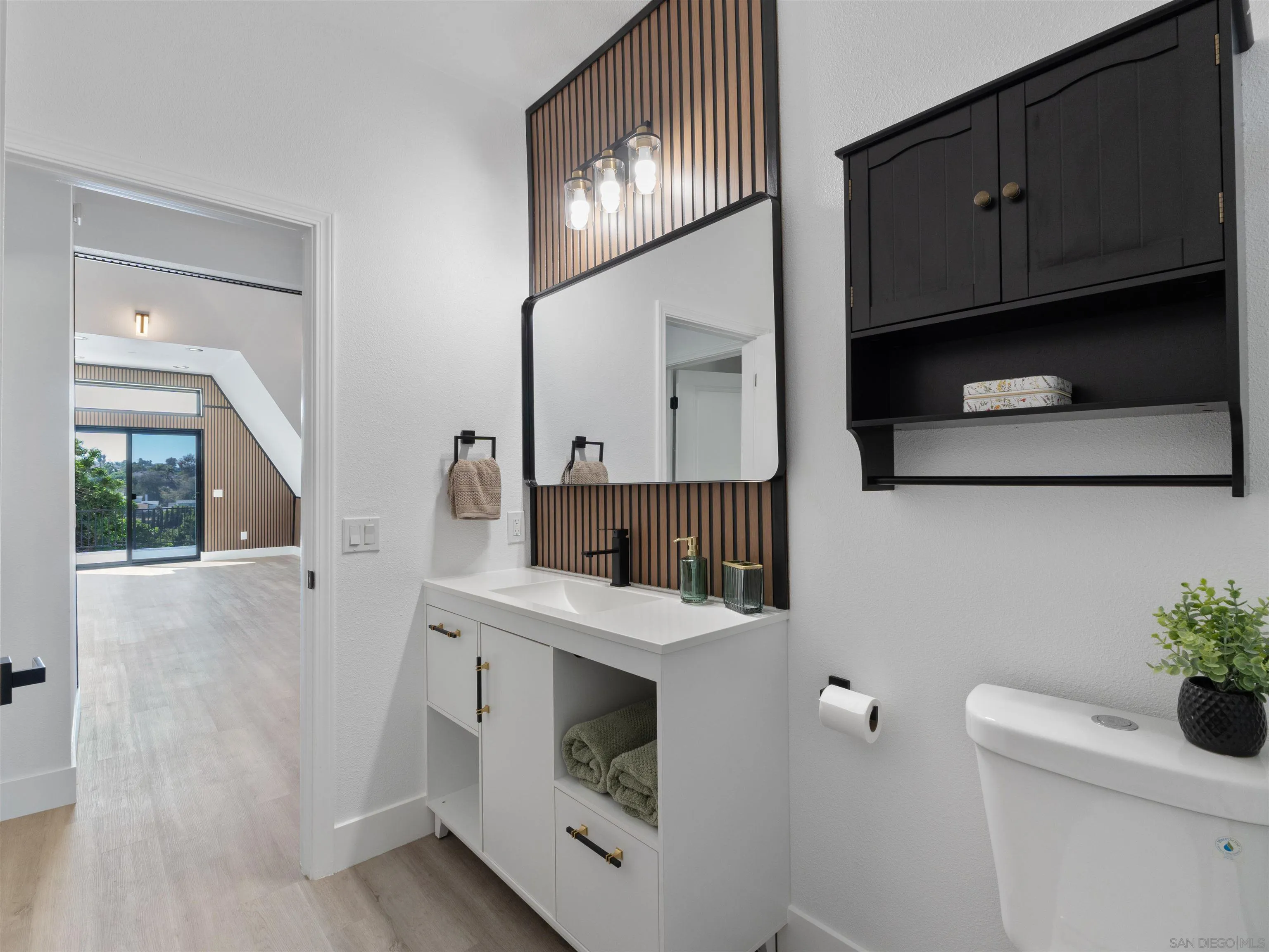 https://cdn.realtyfeed.com/cdn/127/260013664/08f0d746153595ac74d5797f4bd52cc0.webp