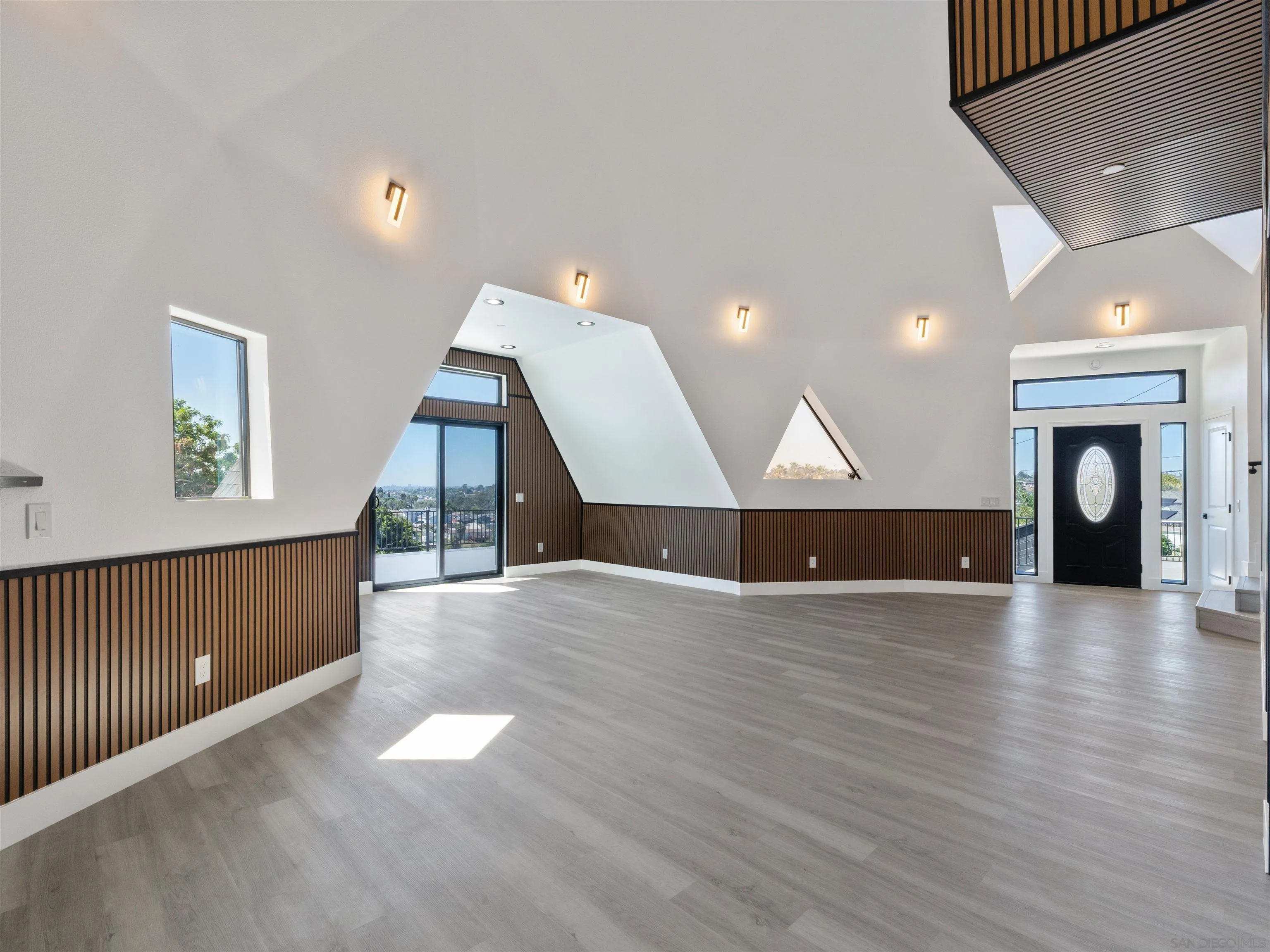 https://cdn.realtyfeed.com/cdn/127/260013664/1a695b0080083b73490387acfddde16a.webp