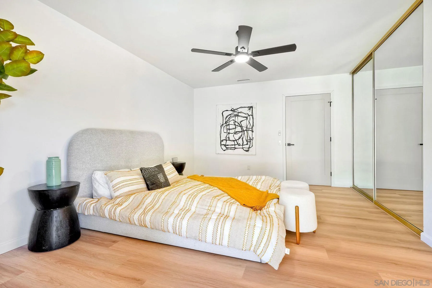 https://cdn.realtyfeed.com/cdn/127/260013669/4cd44ba145b47d5a5b900e33cf87cbd0.webp
