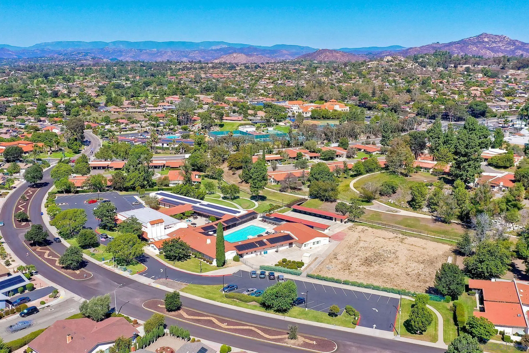 https://cdn.realtyfeed.com/cdn/127/260013669/d0886a0fda250ba953a47e3f47e39594.webp