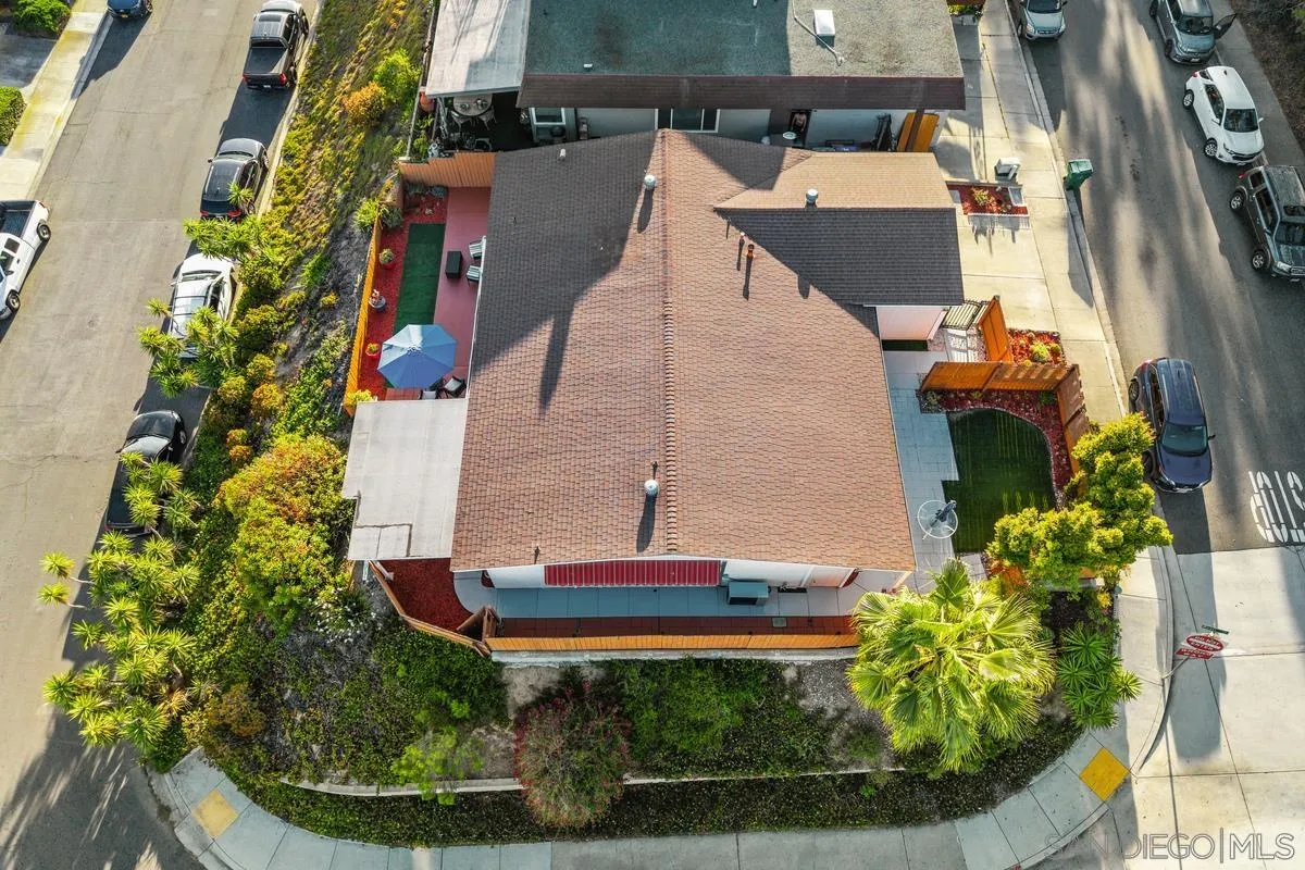 https://cdn.realtyfeed.com/cdn/127/260013671/56bc8dfb12d6f9ba65233987f3eddcdd.webp