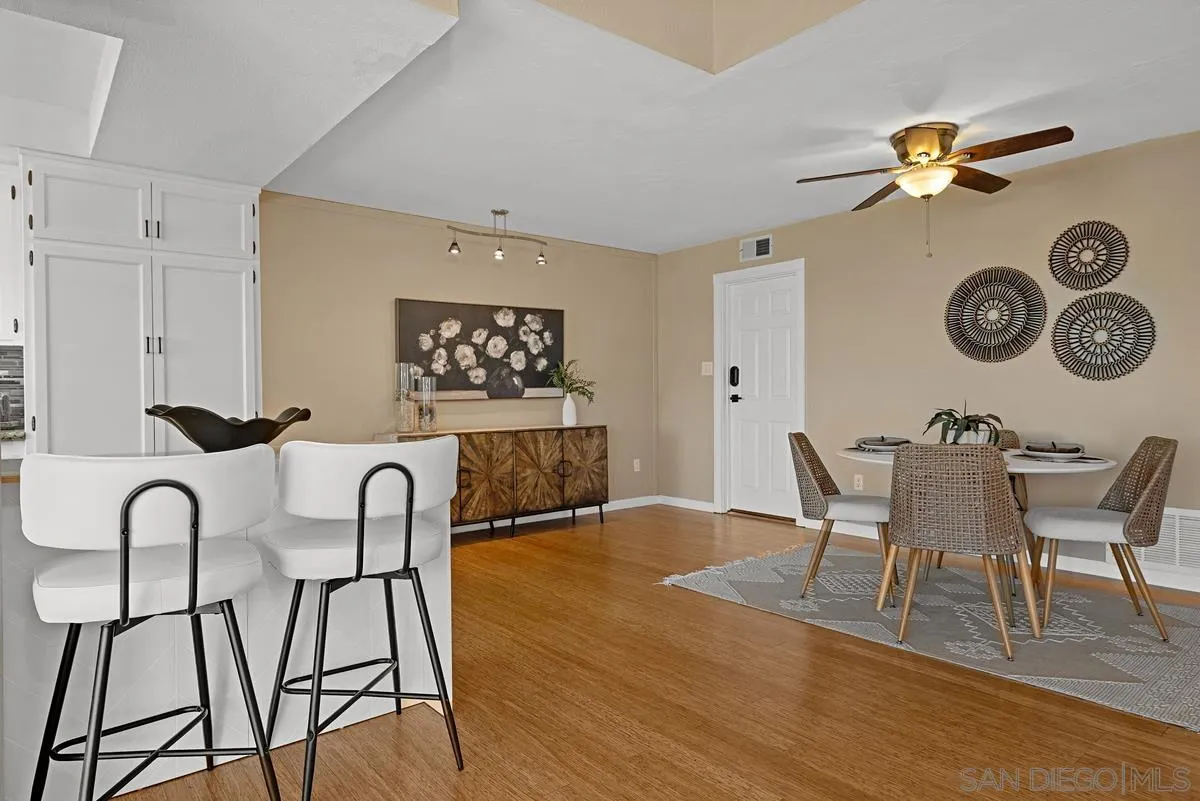 https://cdn.realtyfeed.com/cdn/127/260013671/6acf1733c7c894b5f5e1cd8f13c529ff.webp