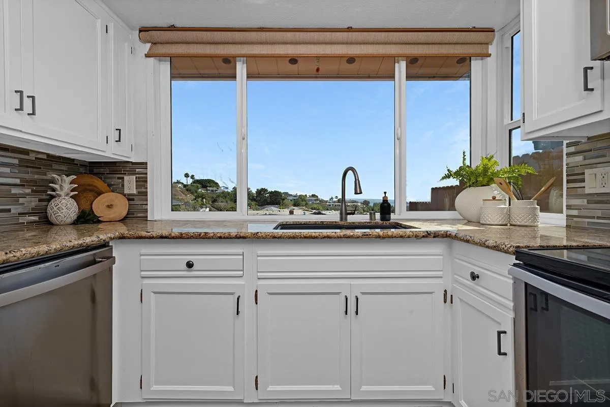 https://cdn.realtyfeed.com/cdn/127/260013671/d837bf290275fac21156386583c73f23.webp