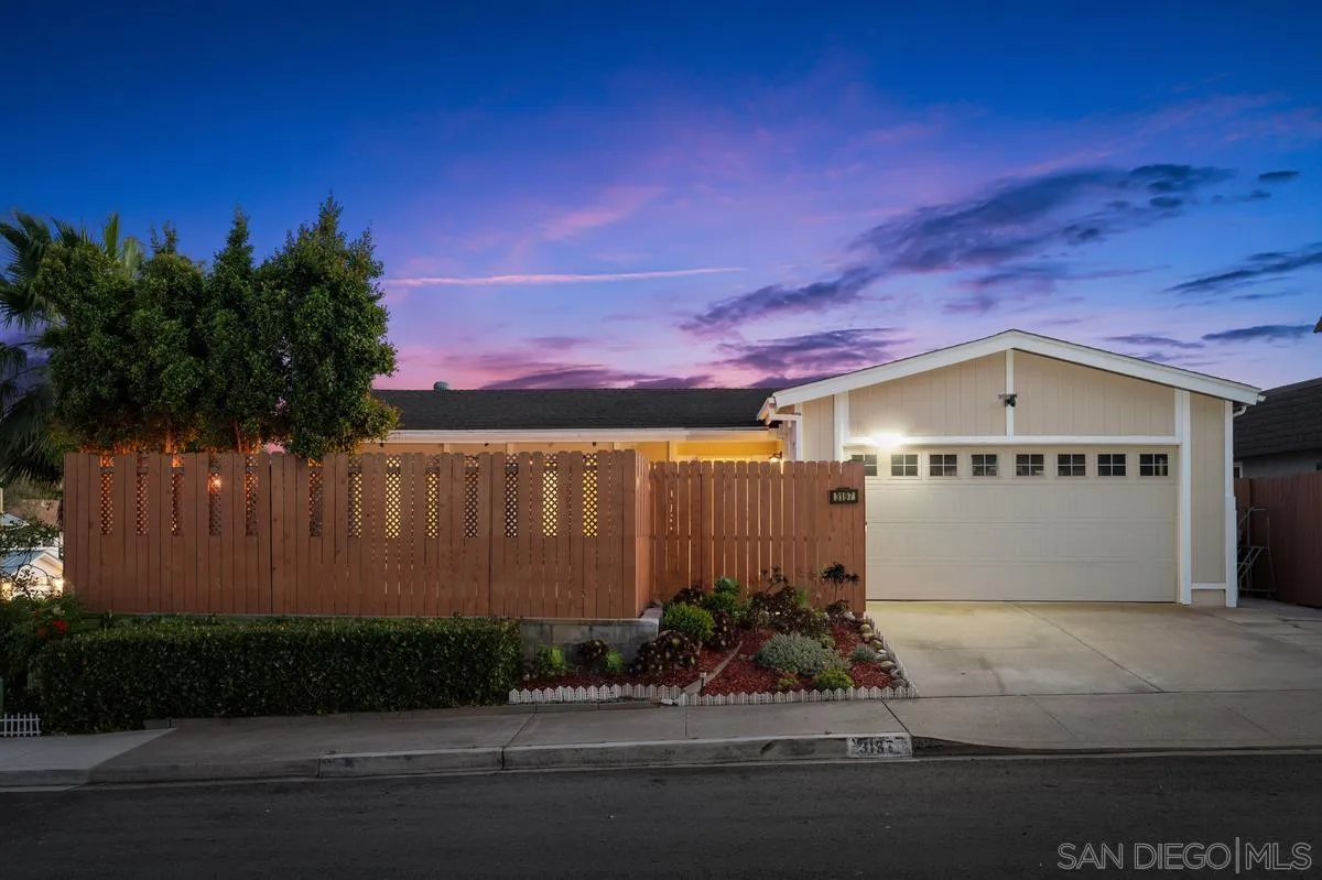 https://cdn.realtyfeed.com/cdn/127/260013671/ff7008efd26da01743fc375150b9de61.webp
