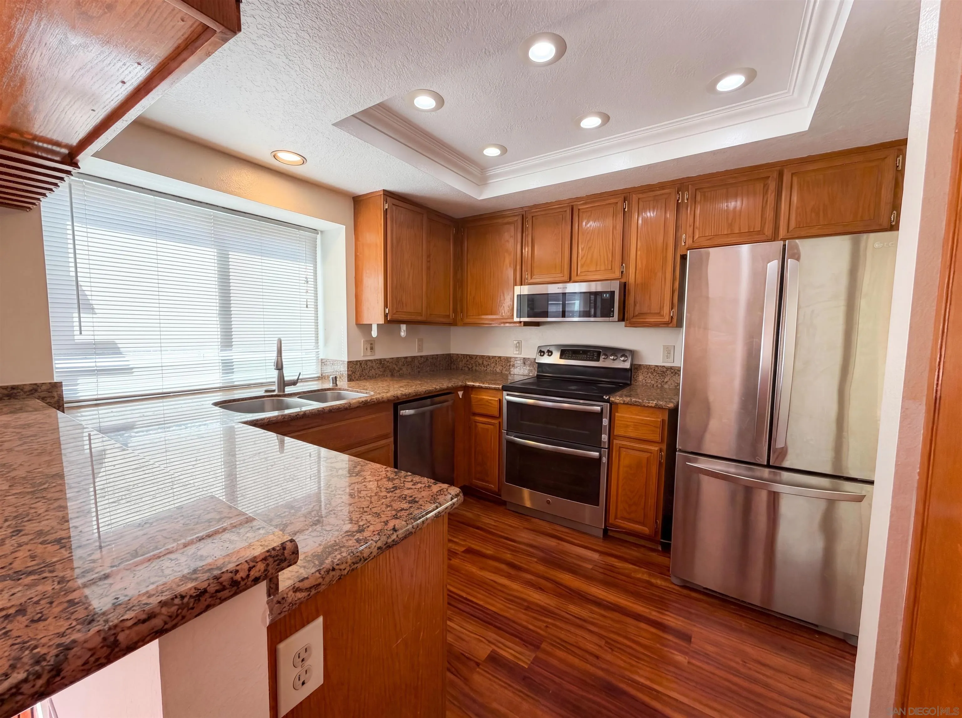 https://cdn.realtyfeed.com/cdn/127/260013672/cc9eb14012b653ee48005f022f5ad845.webp