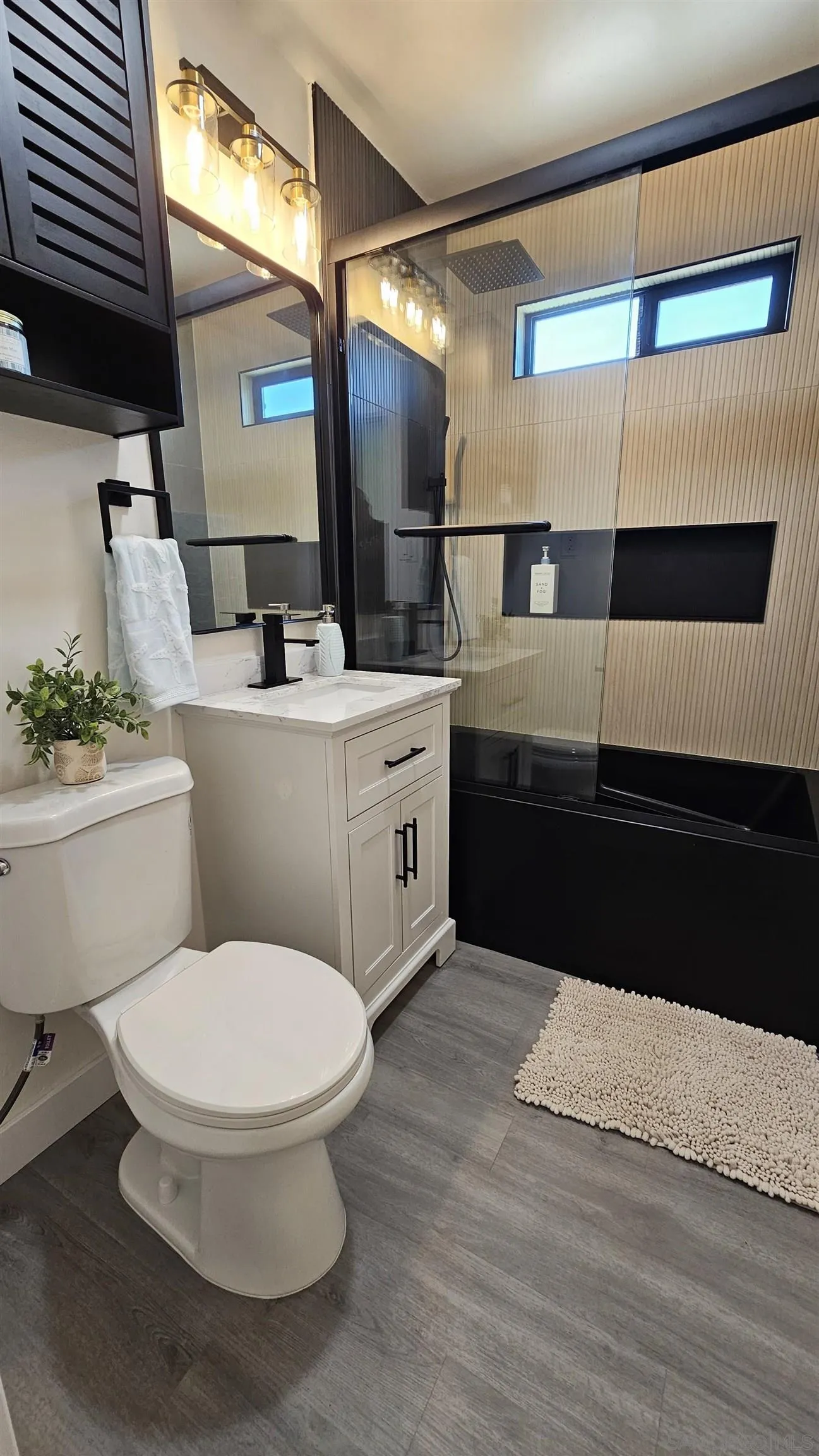 https://cdn.realtyfeed.com/cdn/127/260013673/cd98d071e949eeaed5f51949fcdc27eb.webp